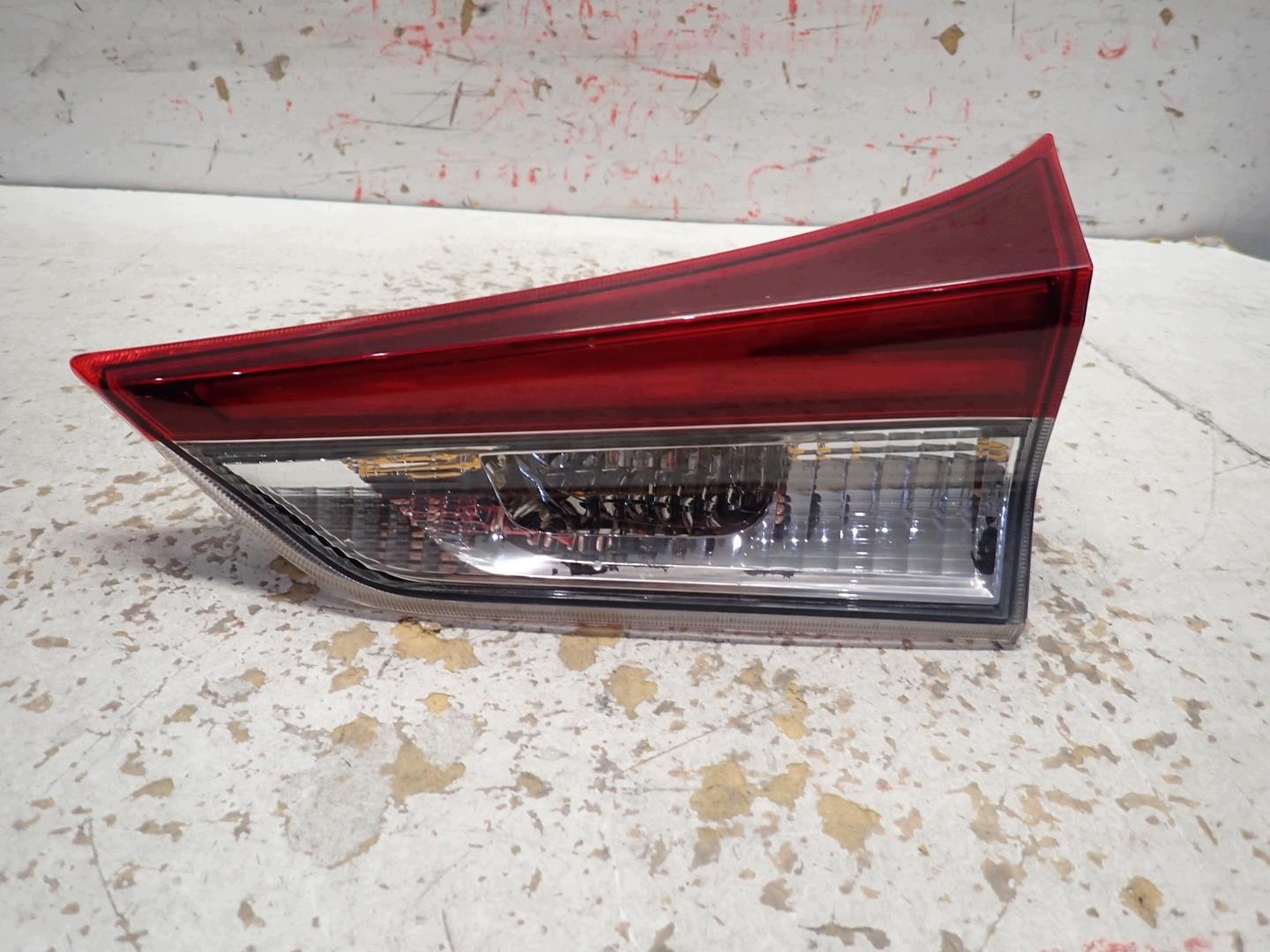 light rear part rear right TOYOTA AURIS II LIFT 2015- HB