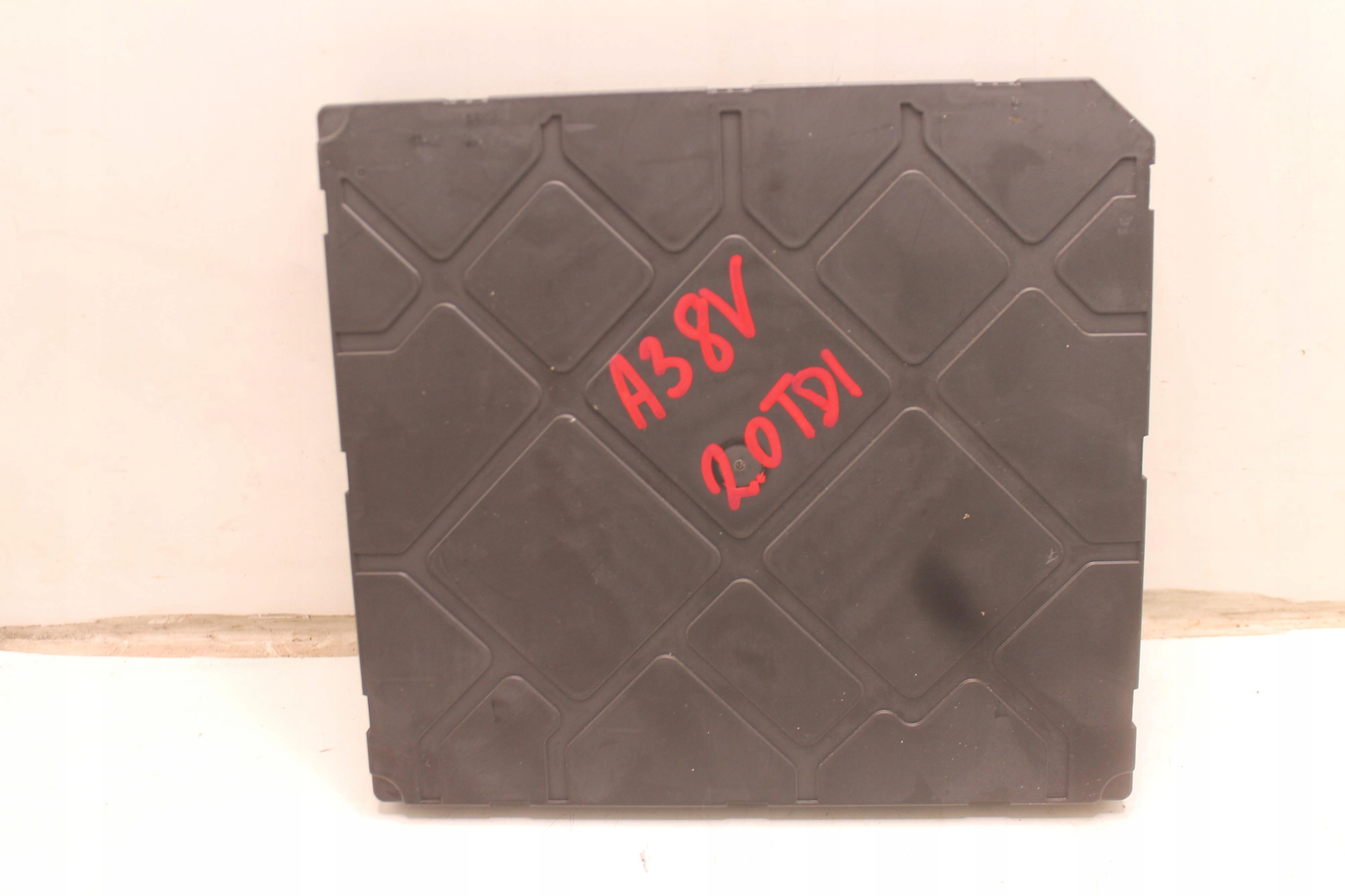 module control unit KOMFORTU 5Q0937084N AUDI A3 8V 2.0 TDI 13-20