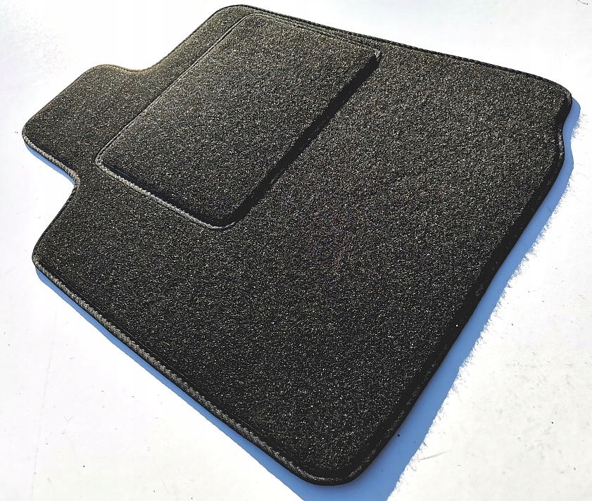 Dywanik kierowcy DEDYKOWANY pod model STANDARD