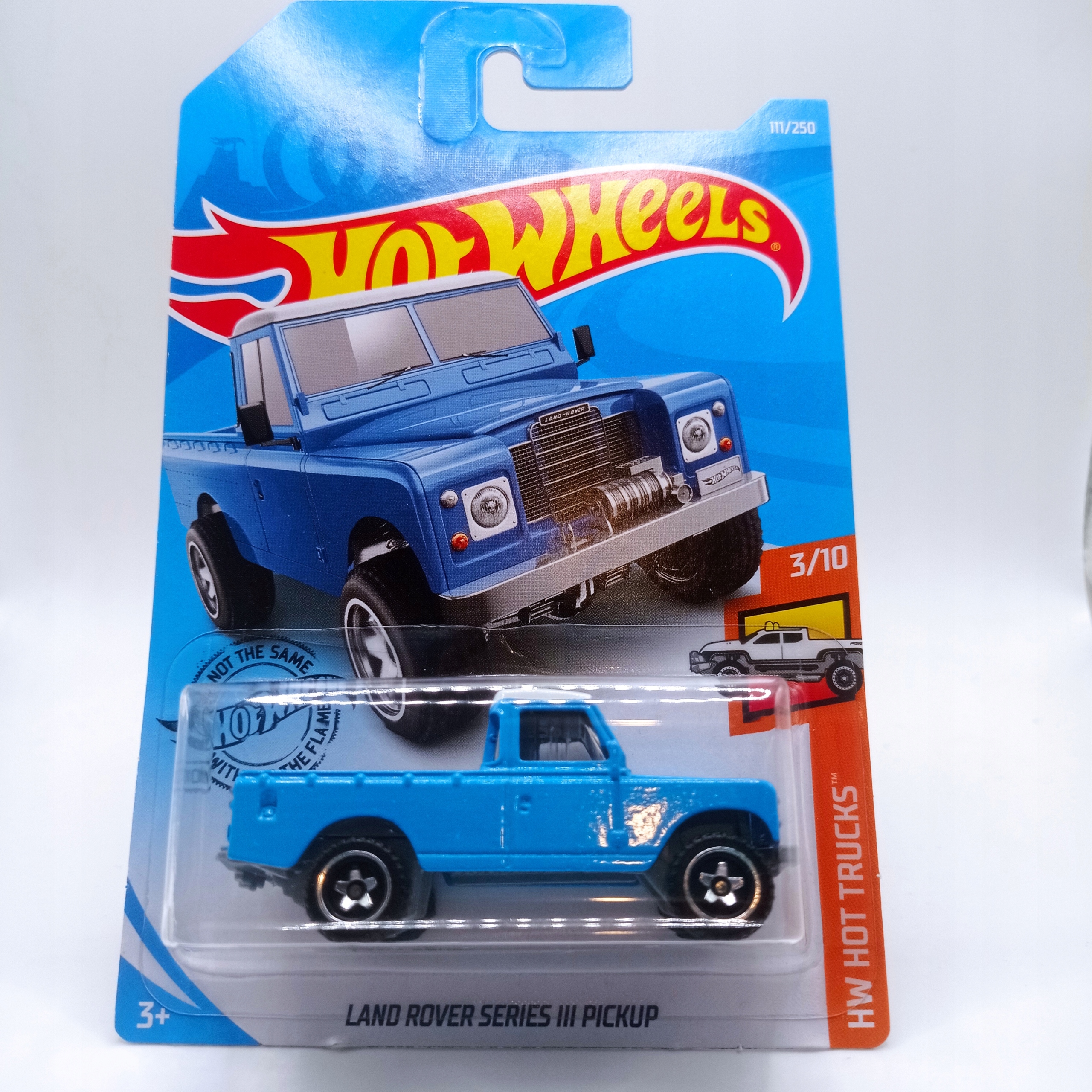 

Hot Wheels Land Rover Series III Pickup 3/10