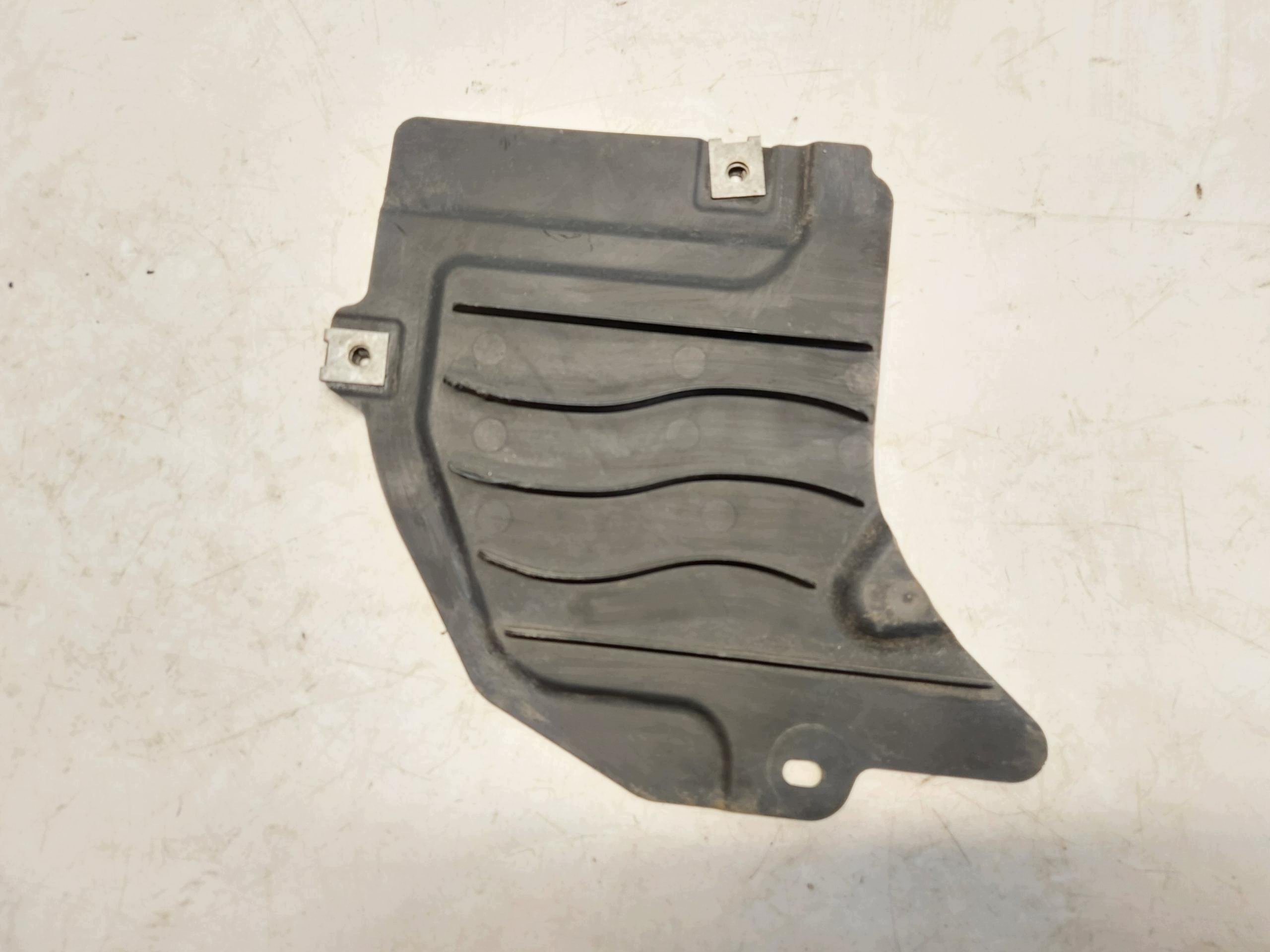 Audi Q8 E-TRON SportBack 4KE cover lower chassis right front 4ke825202b