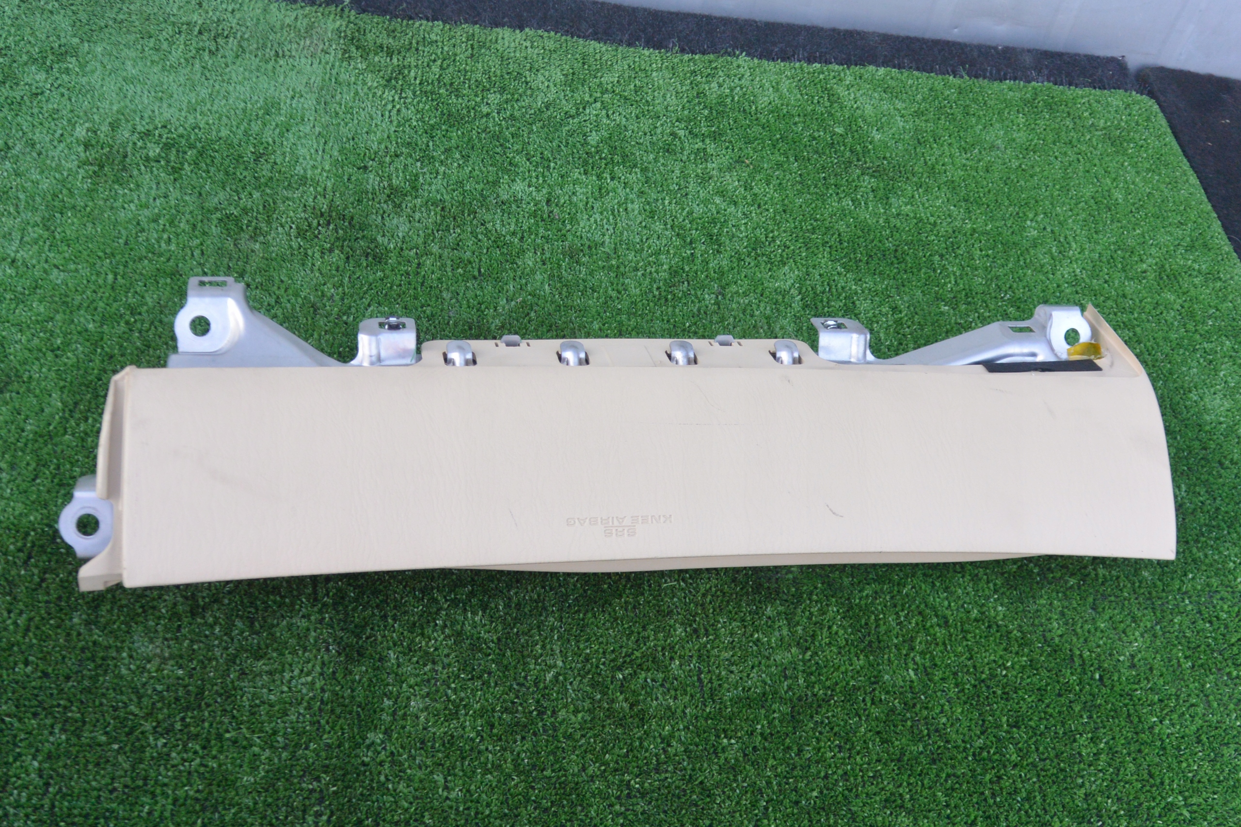 airbag airbag knee left LEXUS GS III 450H