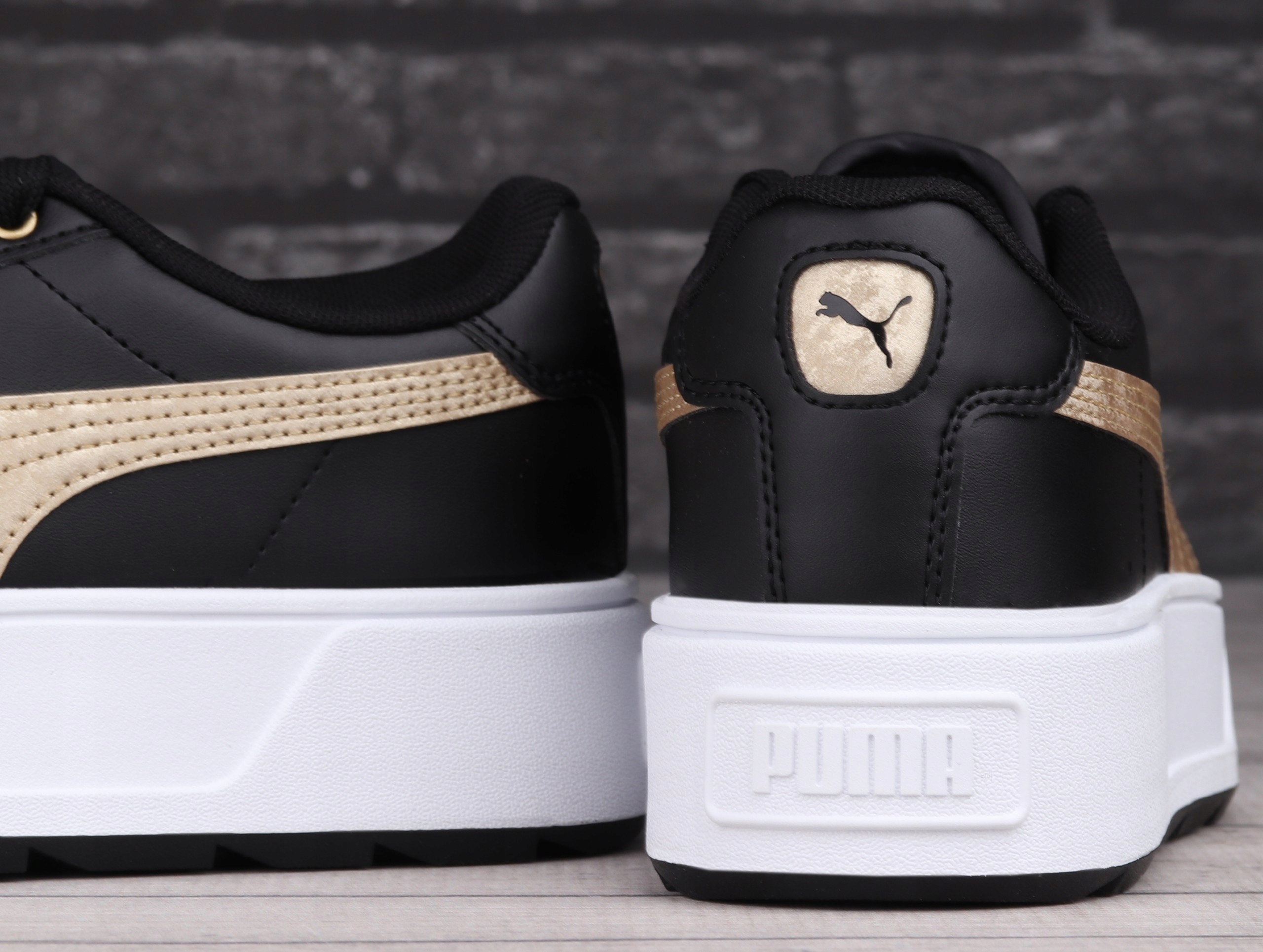 Buty Puma KARMEN SPACE METALLICS 389396 01 Model PLATFORM PLATFORMY SNEAKERSY ADIDASY