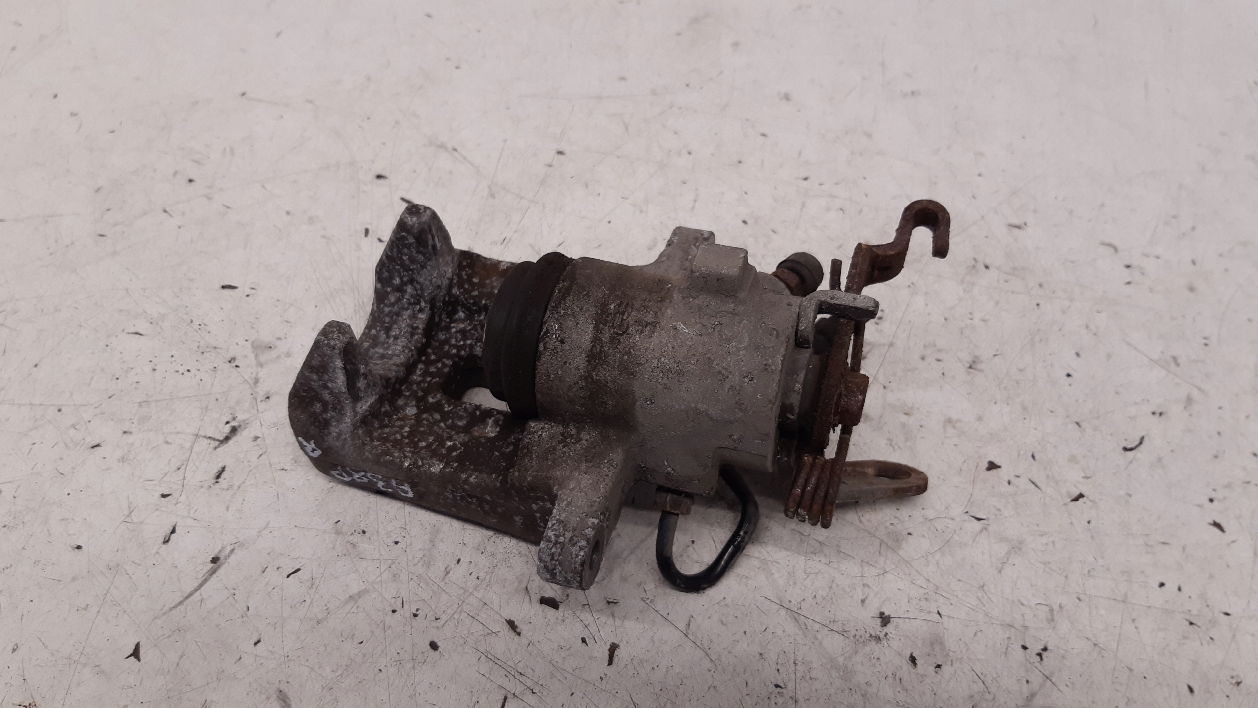 caliper left rear part Audi A3 8P