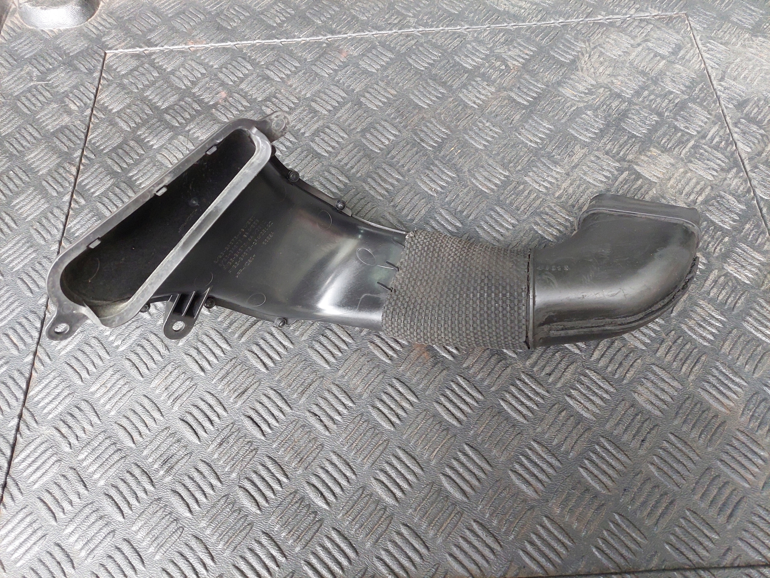 pipe air hose JAGUAR XJ IV X351 3.0 D