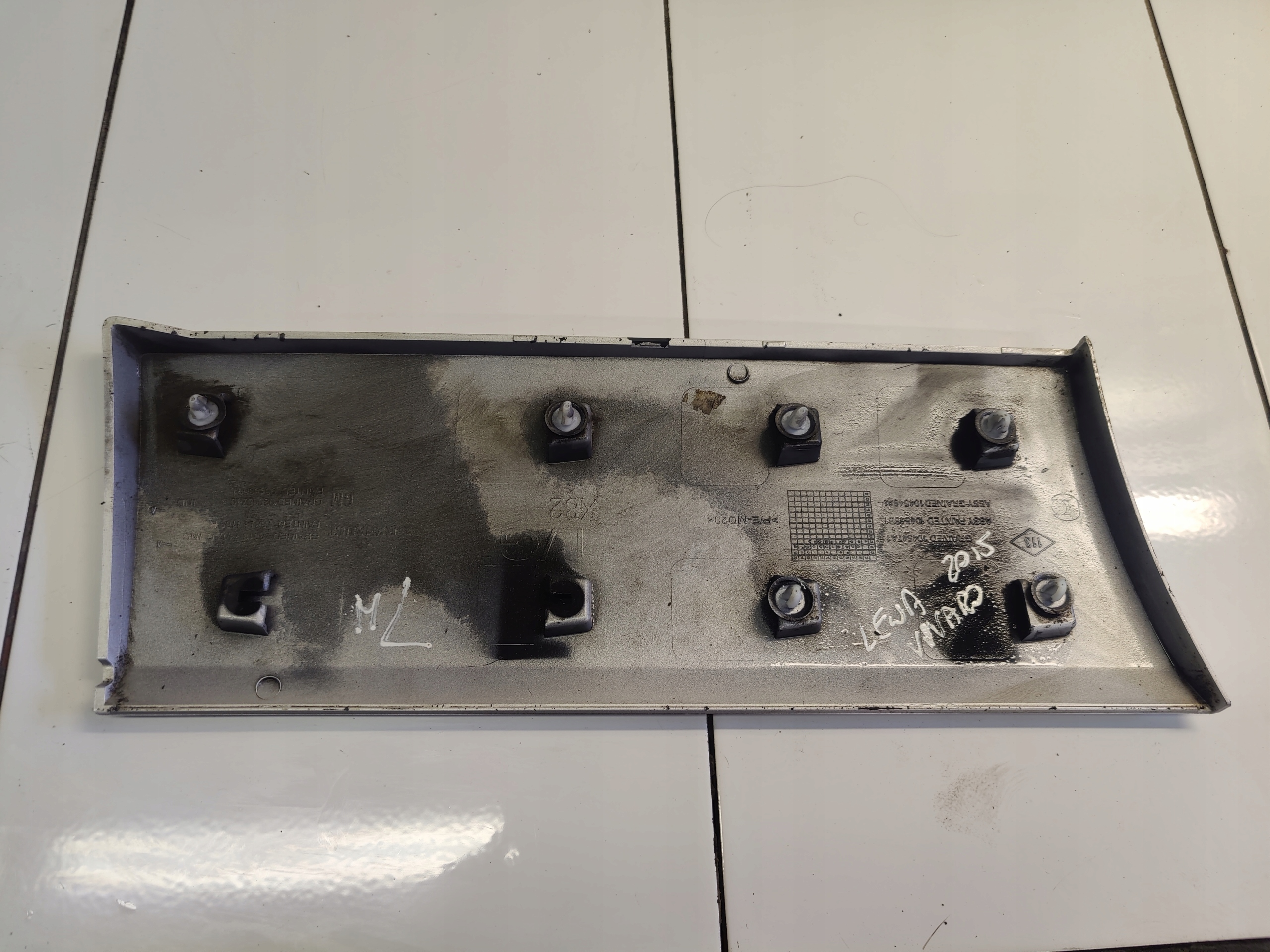 RENAULT TRAFIC III moulding side left rear part 788137407R