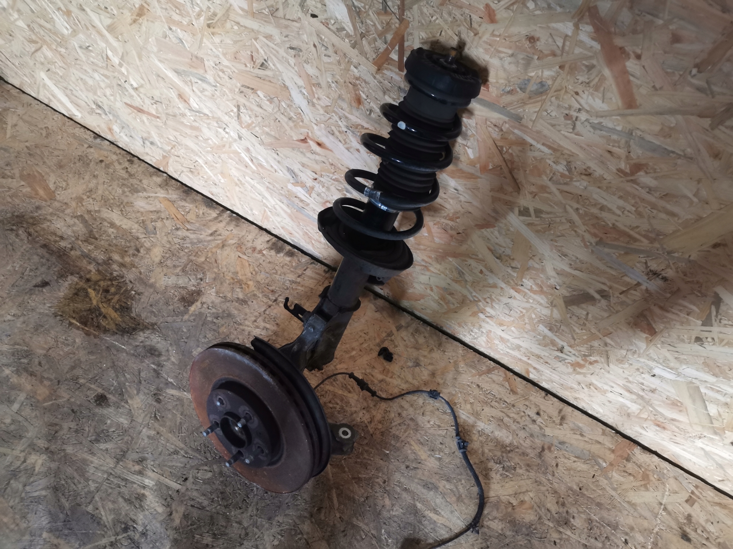 McPherson shock absorber swing left front OPEL ZAFIRA C 13419917