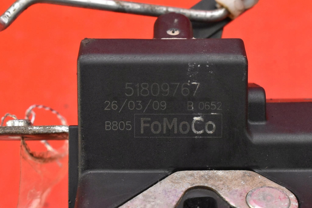 lock bonnet rear part boot 51809767 FORD KA MK2 08-20