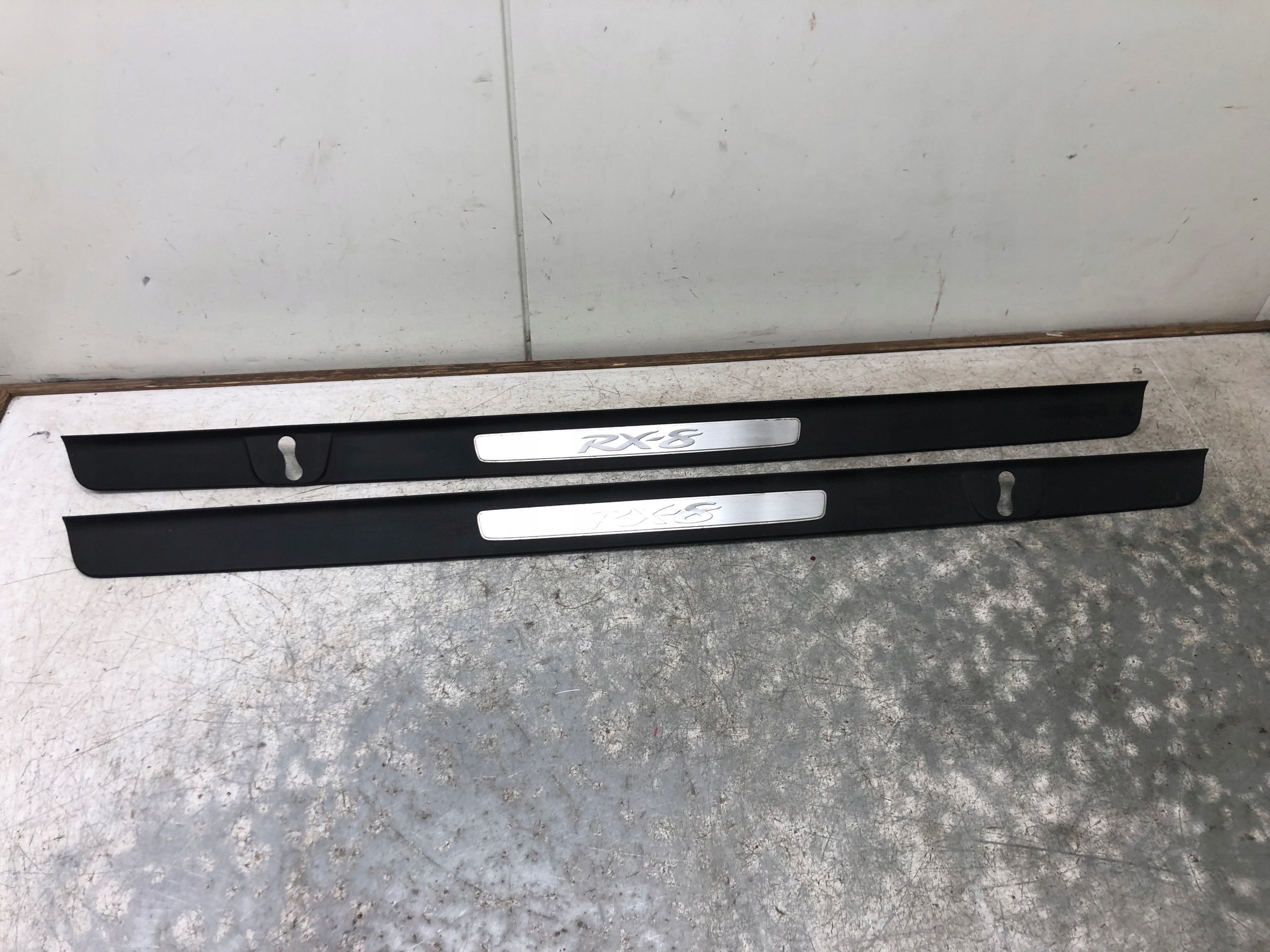 MAZDA RX-8 RX8 moulding threshold cap left right