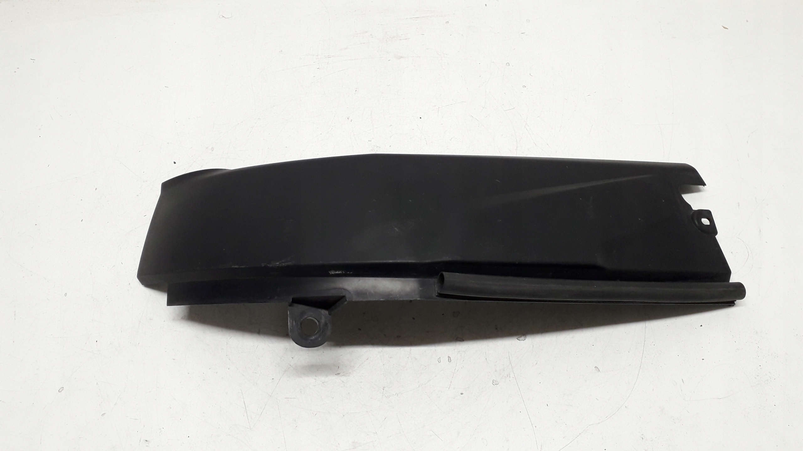 RENAULT RANGE T ЛИНЕЙКА УГЛОВАЯ ОБЛИЦОВКА 84507758