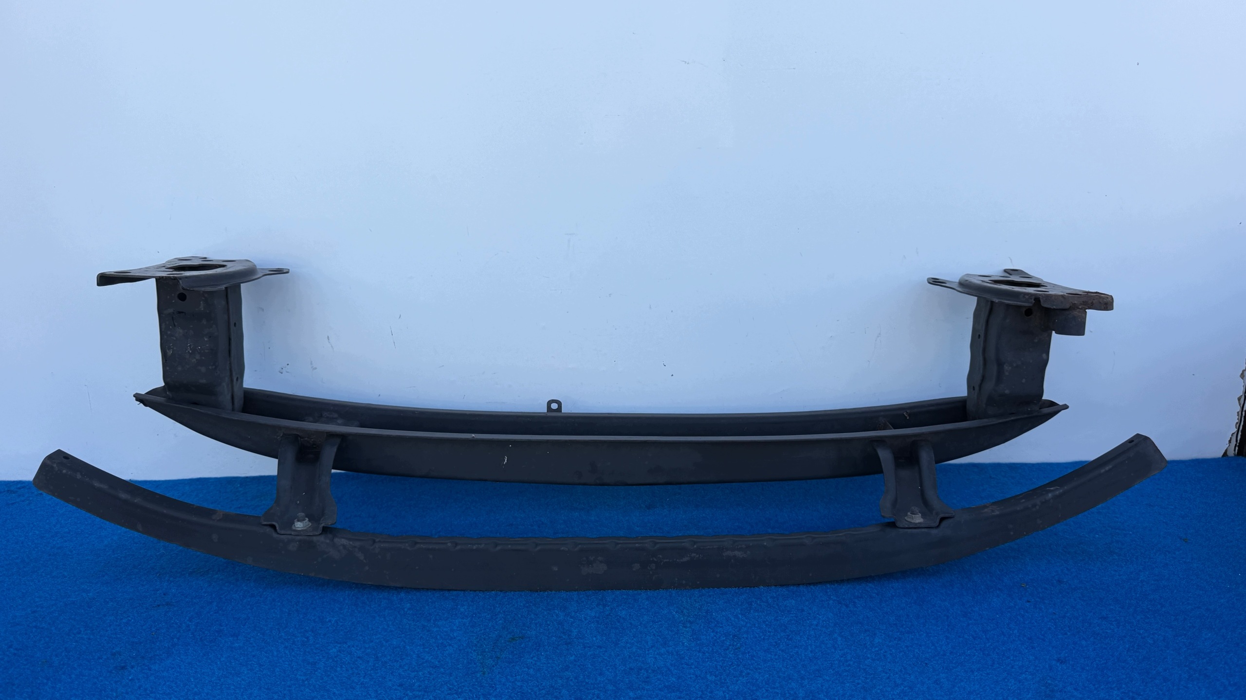 VW PASSAT B6 3C0 bumper support front pillar 3C0807109A NWBL36