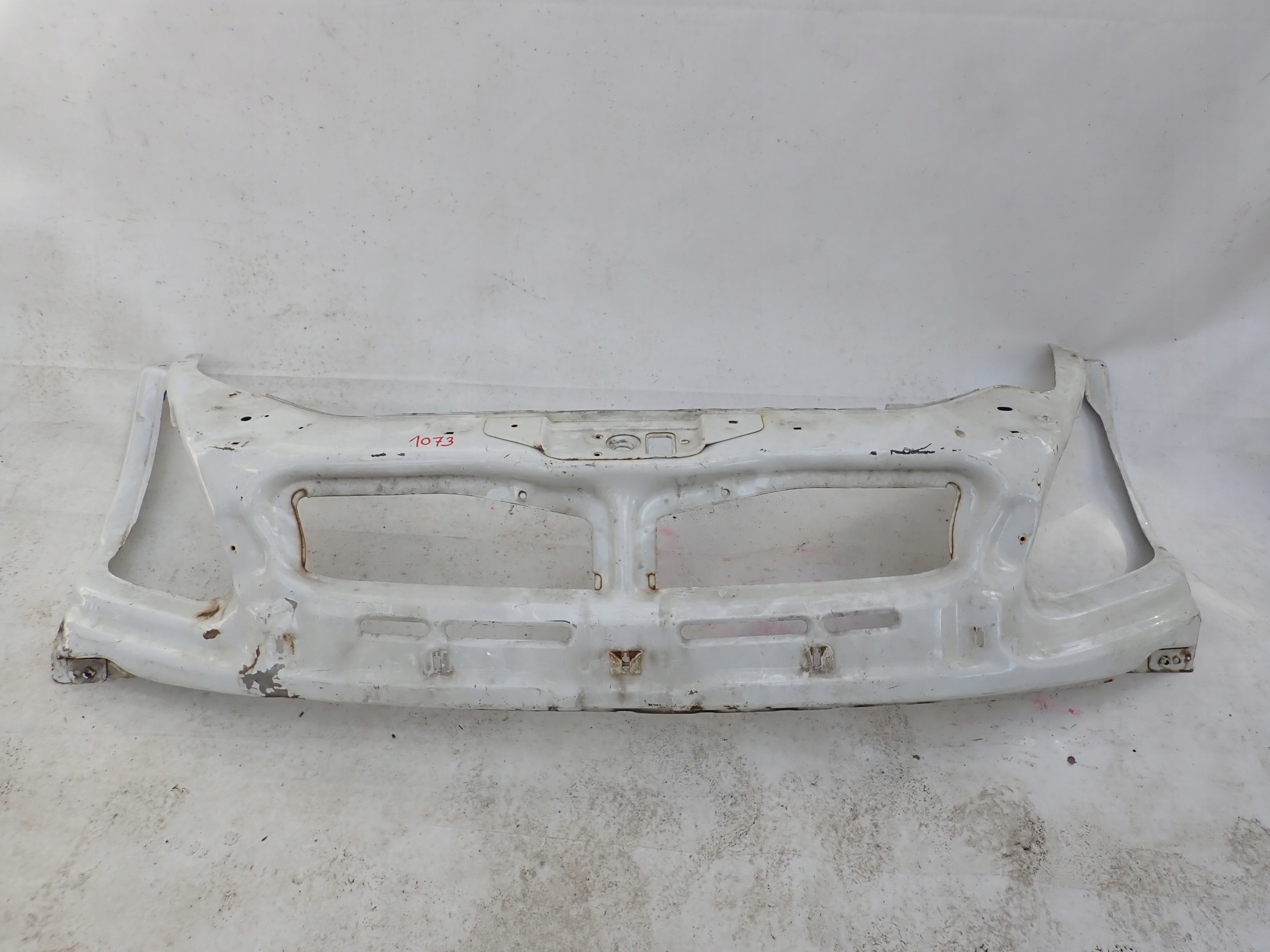 IVECO DAILY III LIFT 06- support panel for radiators pillar front