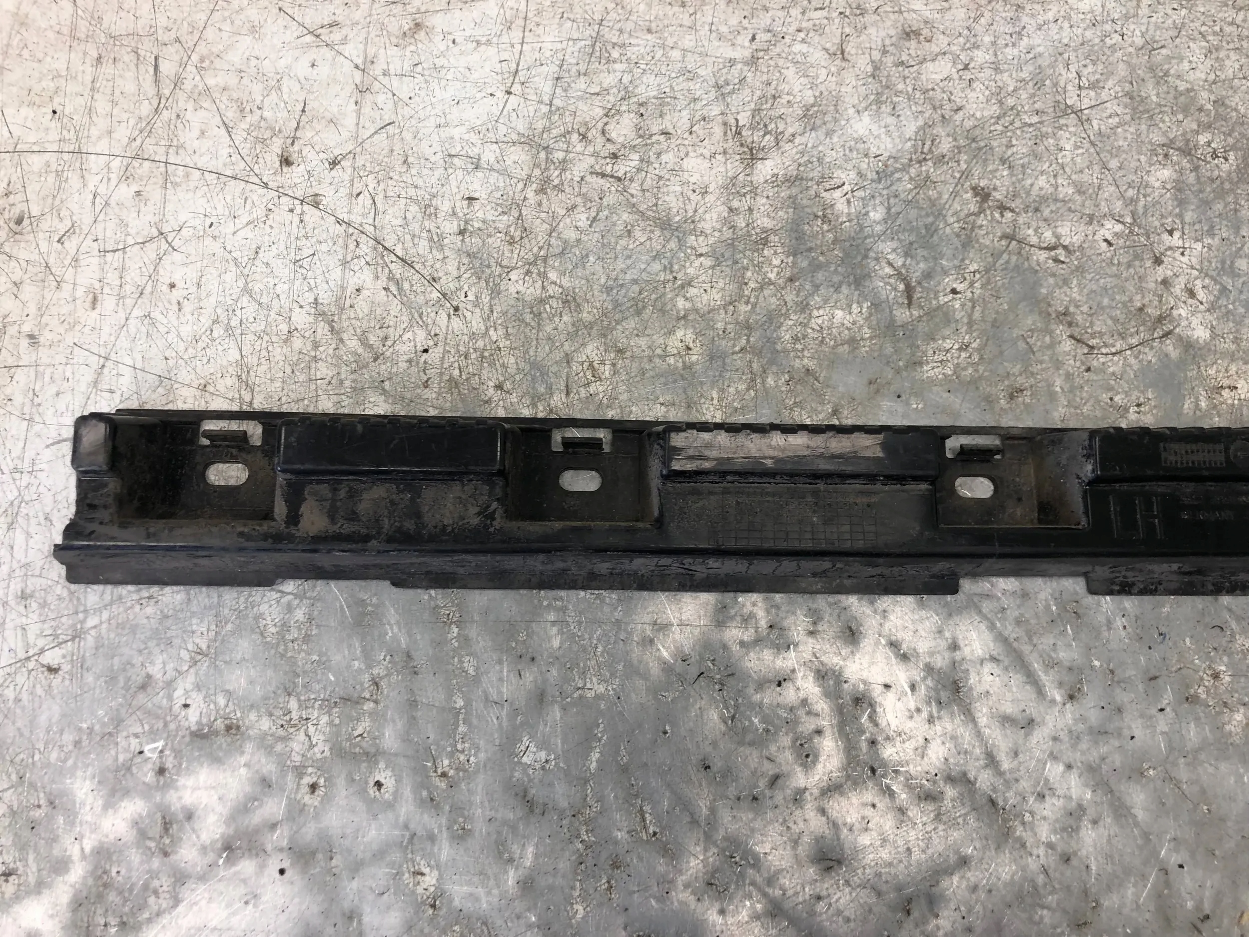 Support plaque Jupes Gauche BMW X1 E84 2991493