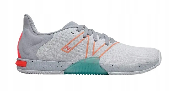New Balance Minimus Arctic White velikost 40,5