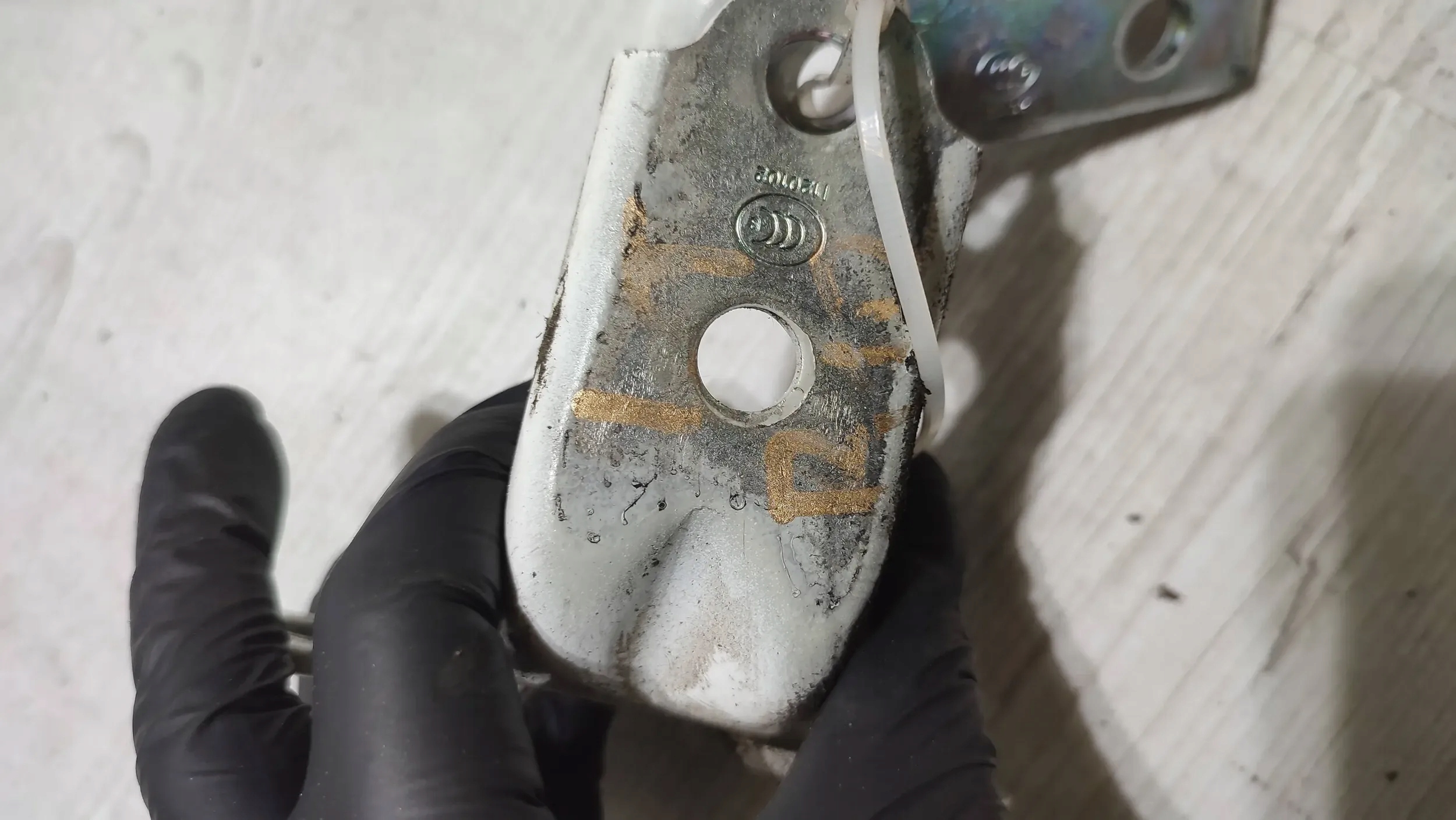 KIA Rio IV 18r rear part side left hinges door