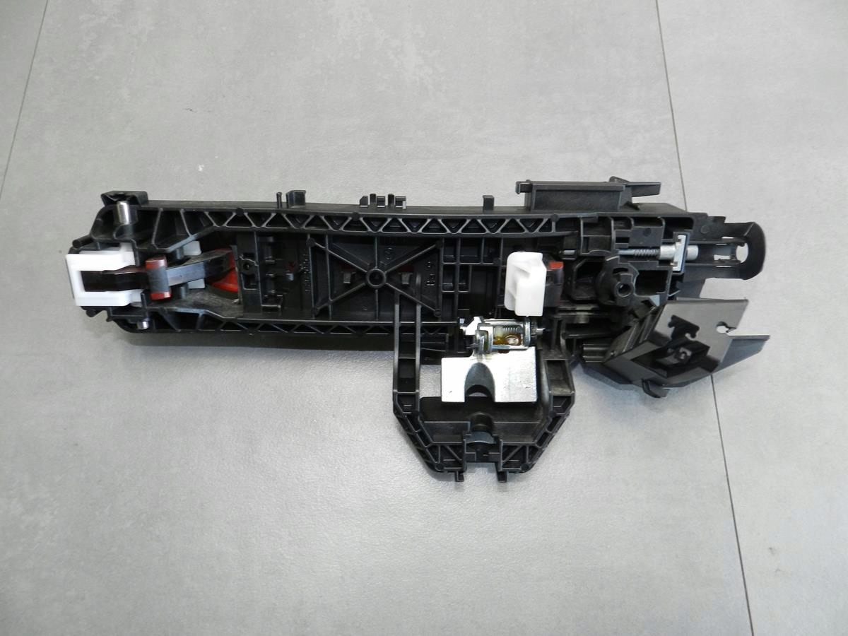 MERCEDES W176 handle right rear part A2047601634
