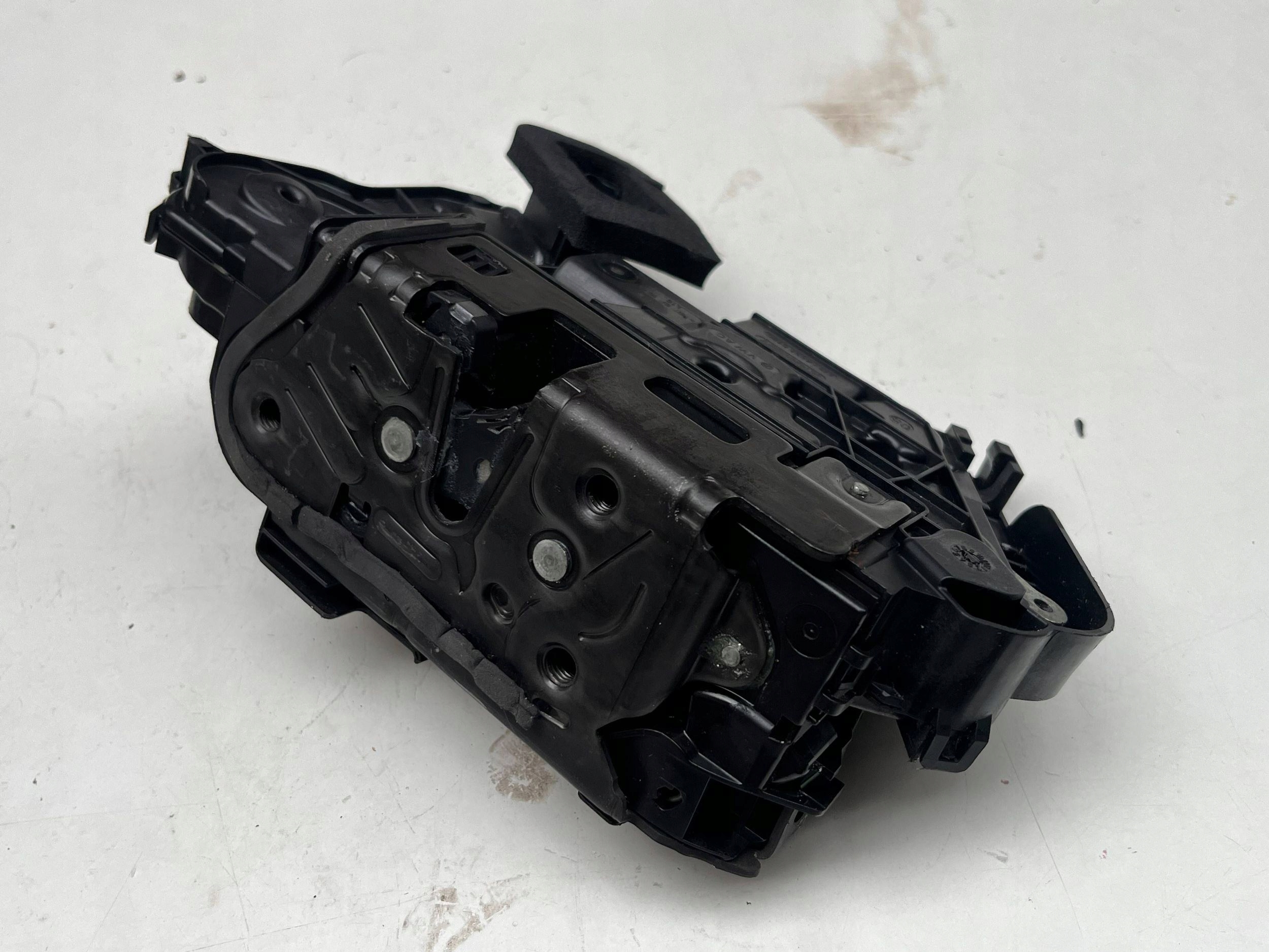 VOLKSWAGEN SEAT SKODA lock door left front 5TB837015C @M