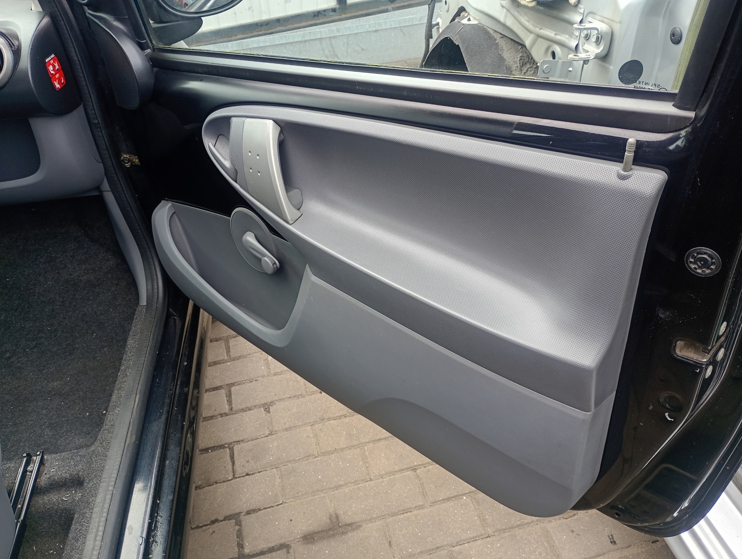 upholstery side right front Peugeot 107 FL 08-14