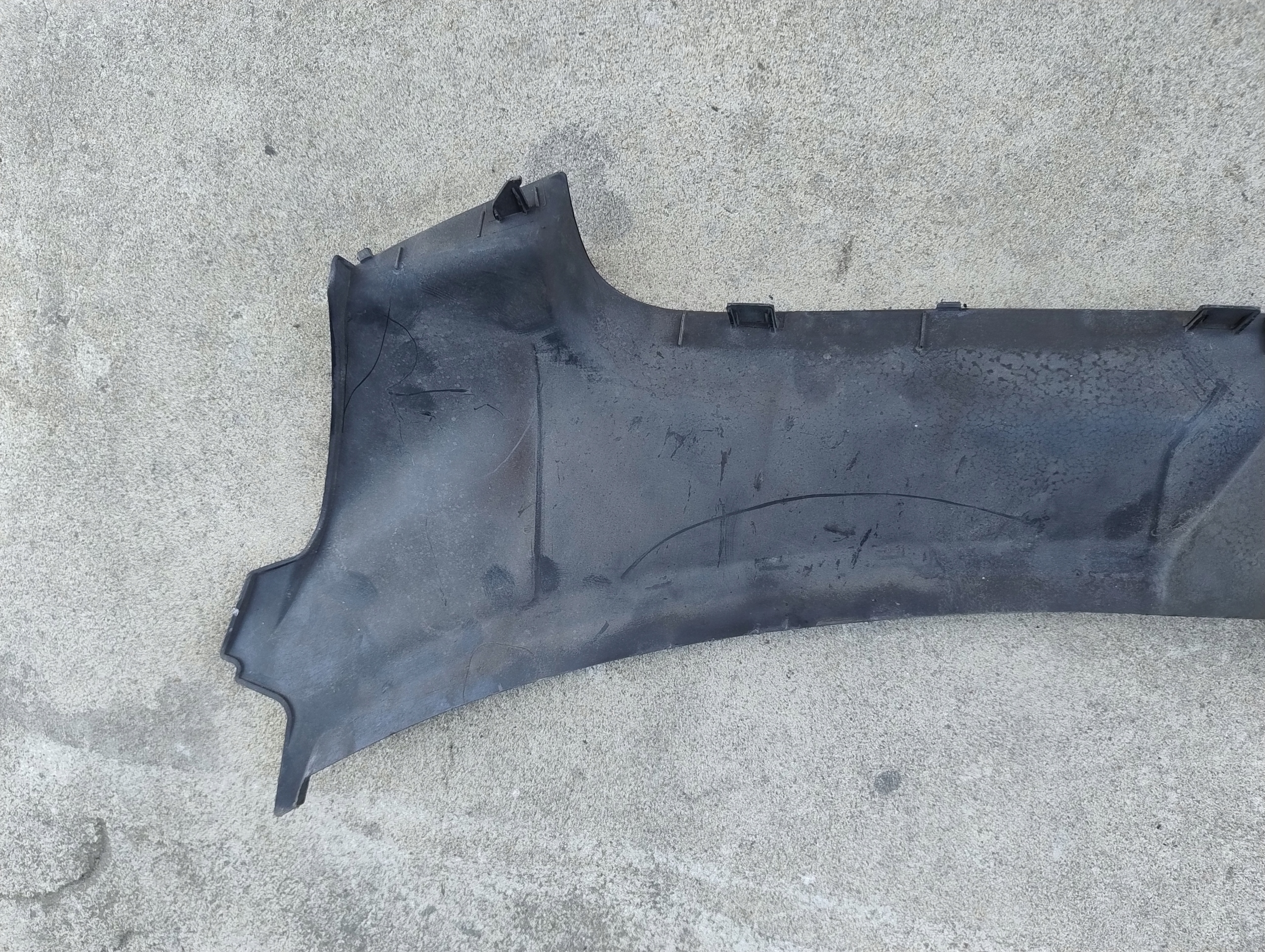 kryt krytka stěny předního AUDI A6 C6 4F0807081