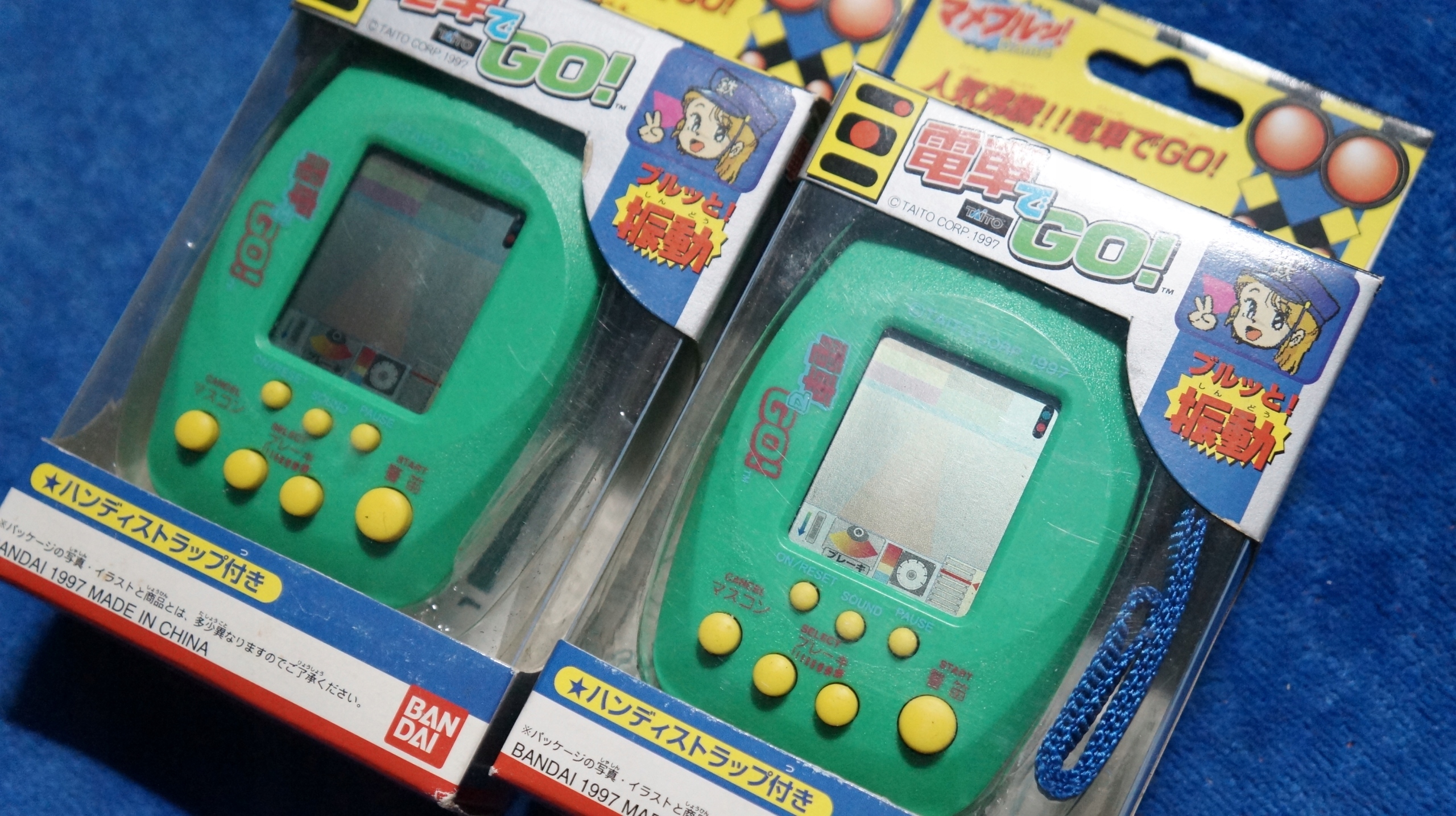 Densya De Go! Mini kapesní hra jako Bandai Nová 1997