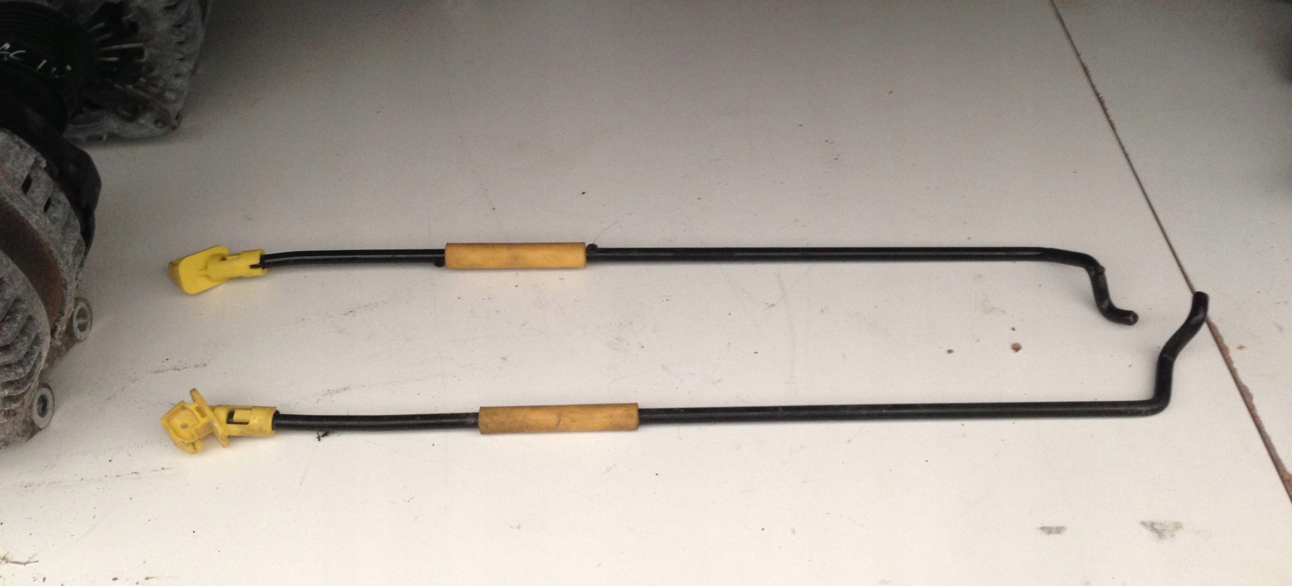 CHRYSLER PACIFICA 16 17 ШТЫК ОПОРА КАПОТА