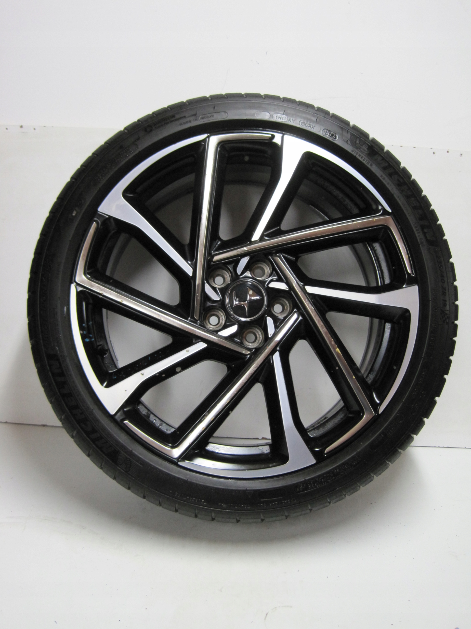 wheels discs tyres CITROEN DS9 R19 7MM