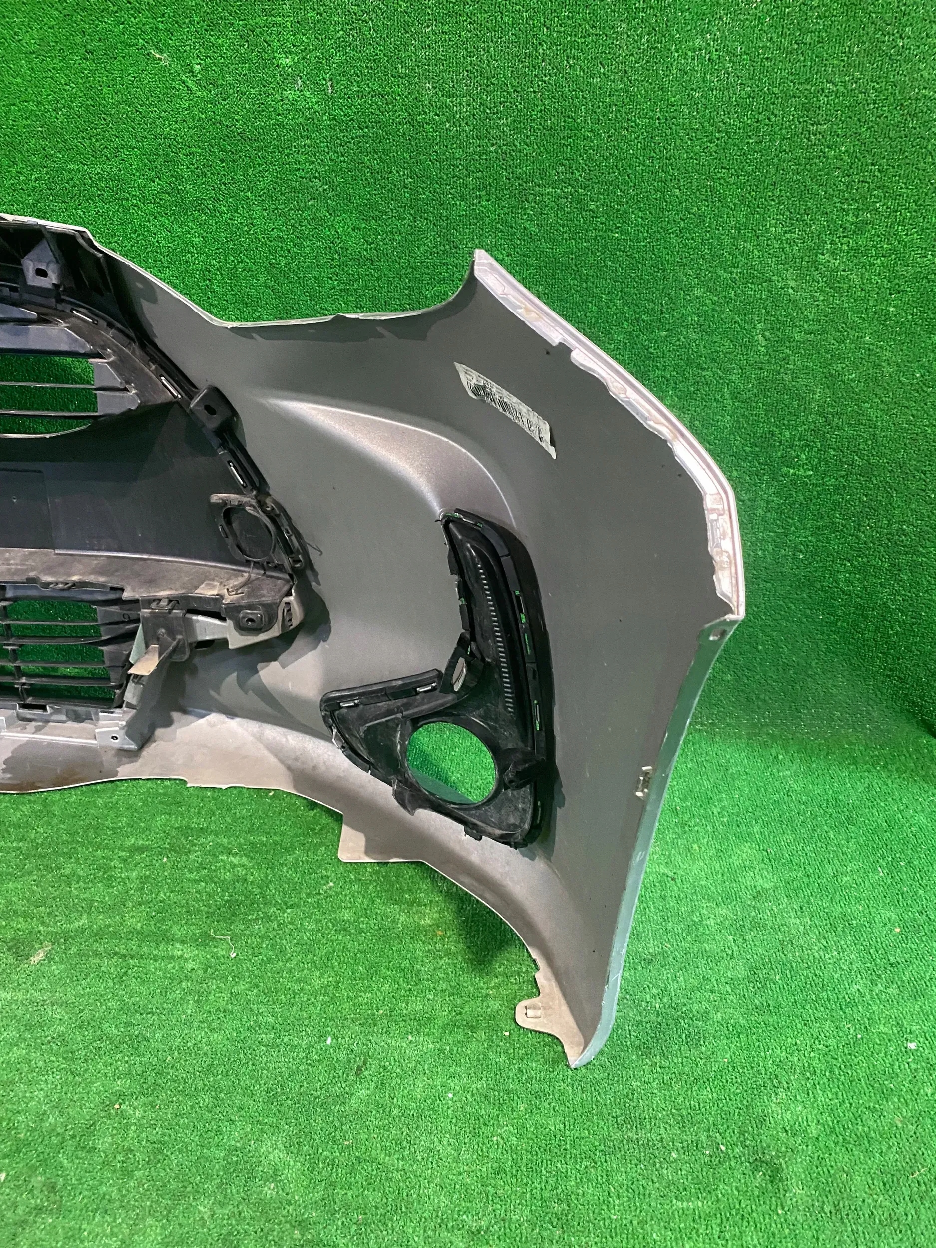 Frontstoßstange vorne TOYOTA YARIS IV NR.4140