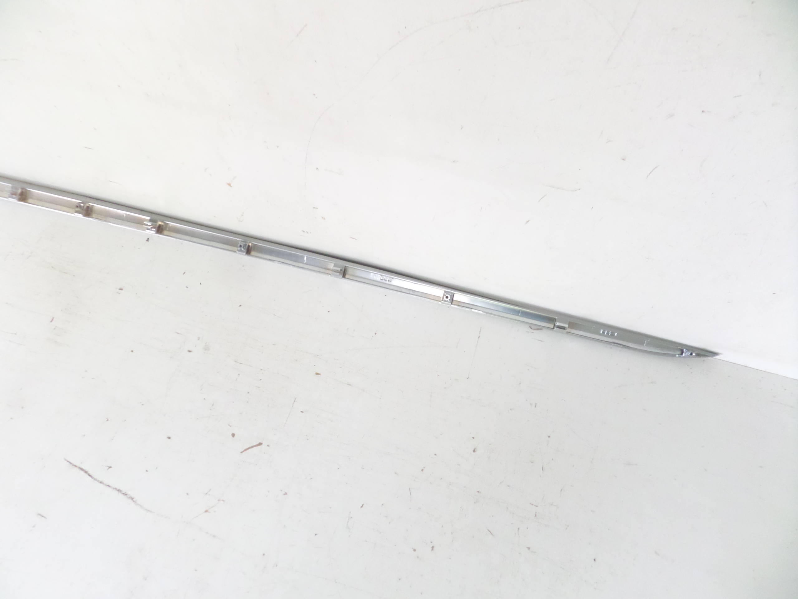 moulding threshold left chrom KIA X-CEED XCEED 19