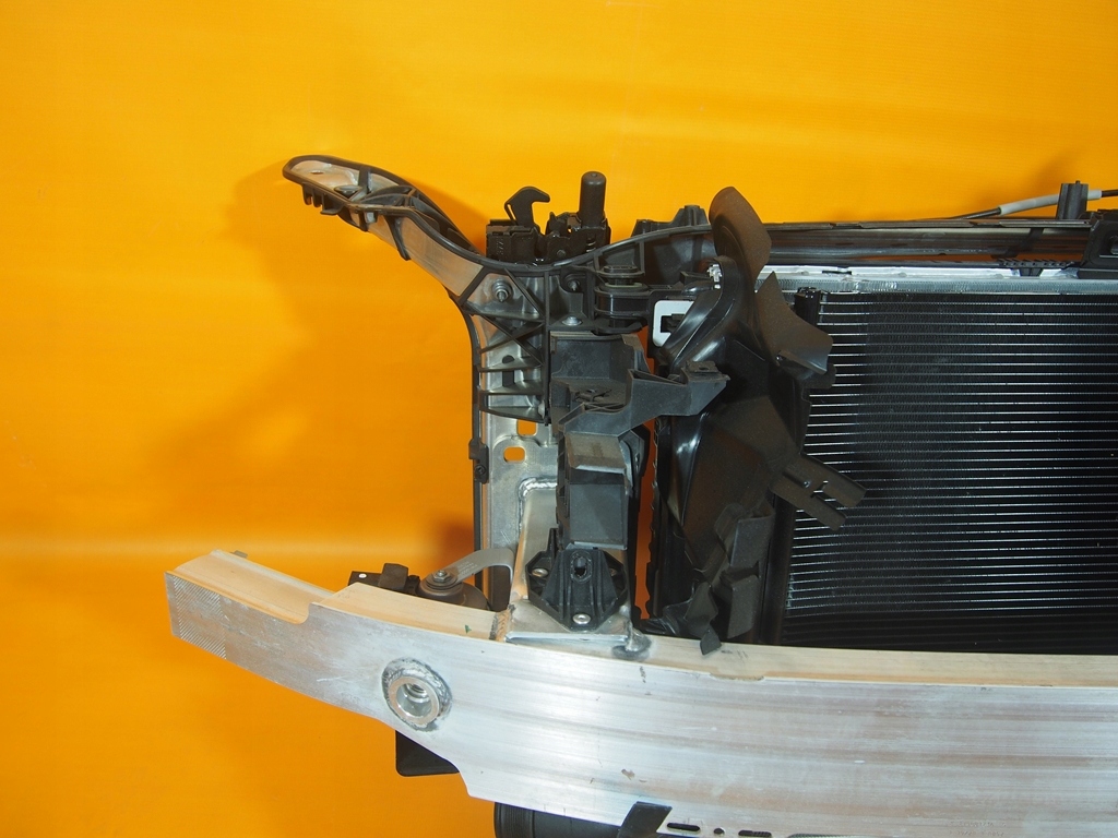 Audi A7 4K 40 FTSI Pas Przedni KOMPLETNY Belka Producent części Audi OE