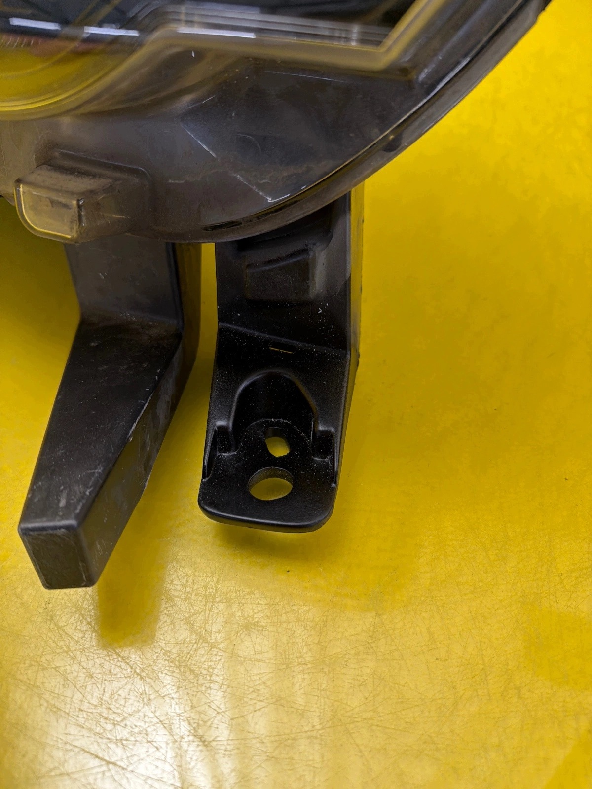 light right front Renault Espace 5 V 260101765R 2021- Matrix