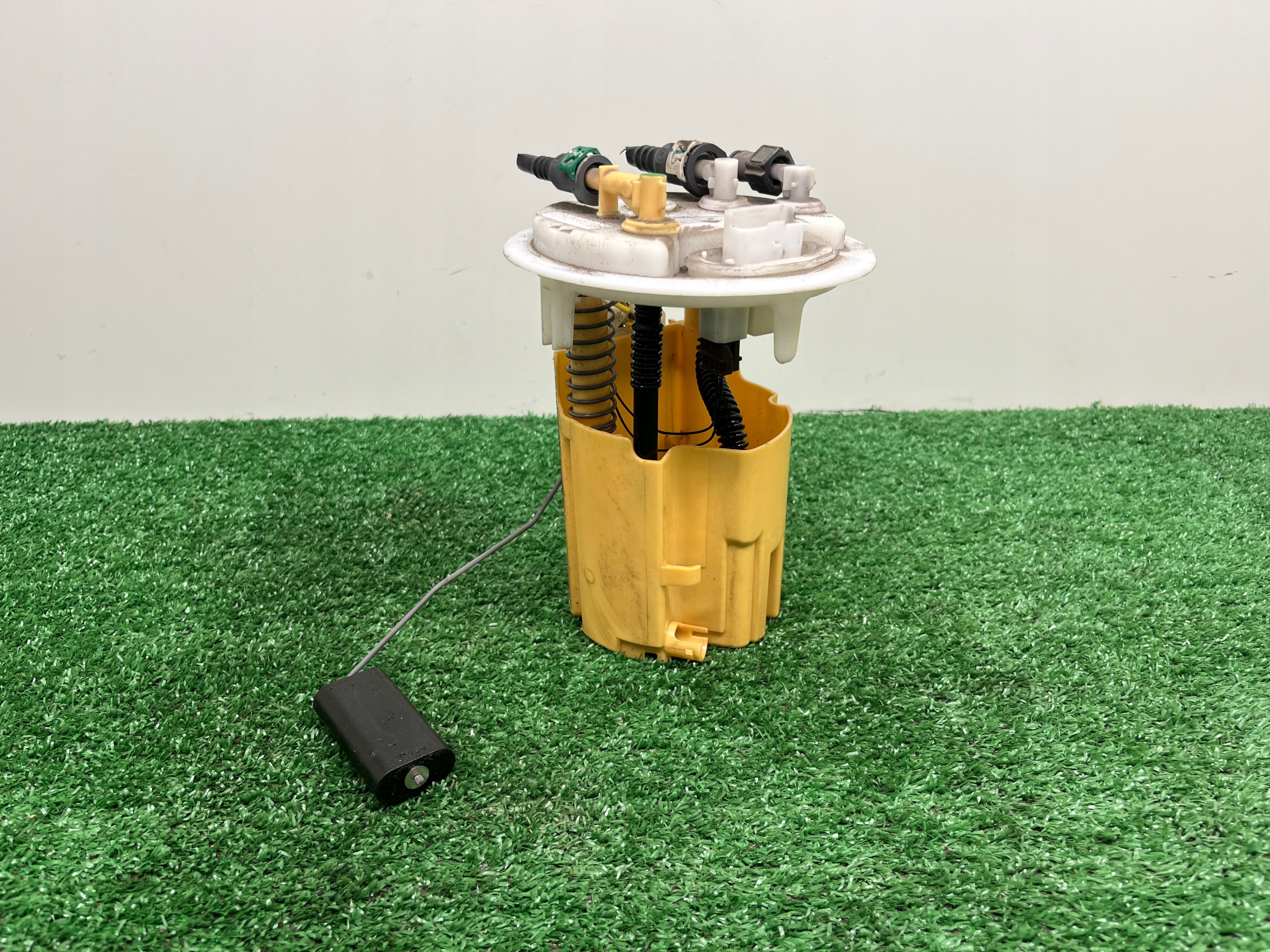 feed pump CITROEN C5 9647083480