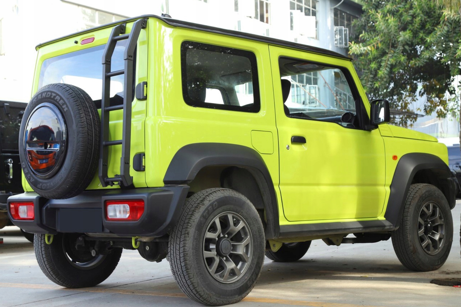 SUZUKI JIMNY (2018+) ALUMINIOWA DRABIKA BAGAŻNIKA NA DRZWI Snakeman 4WD Numer katalogowy producenta SNA07