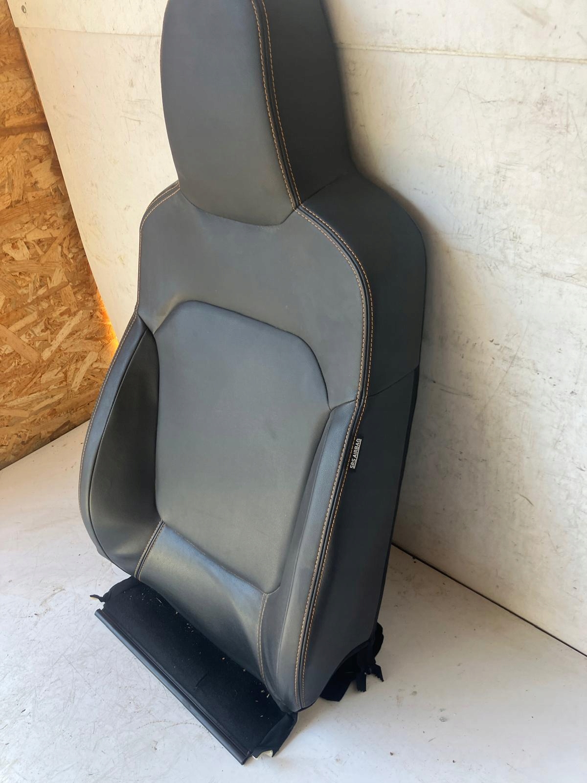 OPARCIE seat driver´s left front DACIA SPRING leather
