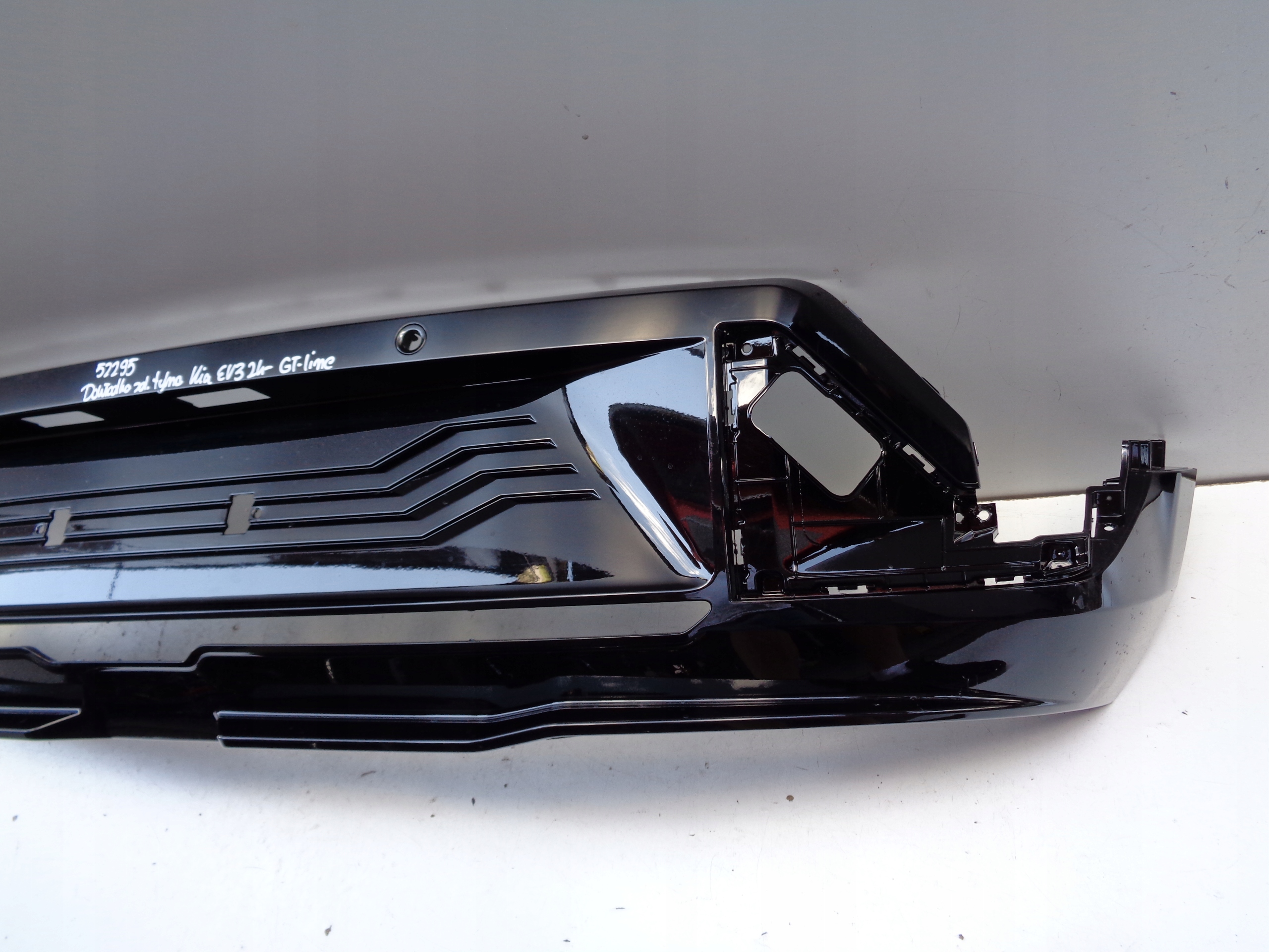 accessori Paraurti posteriore spoiler KIA EV3 24- GT-LINE NR 52295