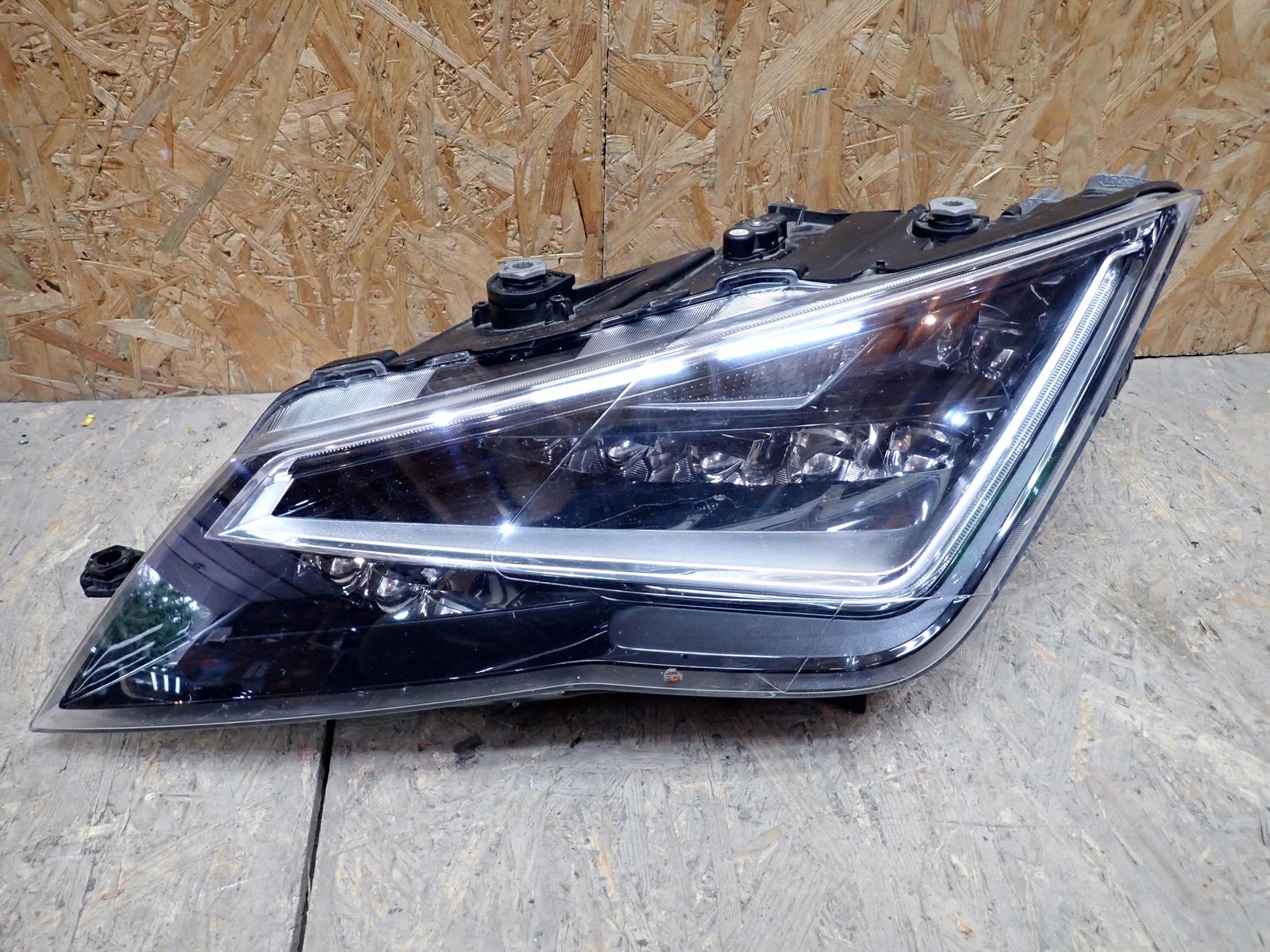 light left REFLEKTOR left FULL LED SEAT LEON 3 III 5F 2012-2016R 5F1941007E