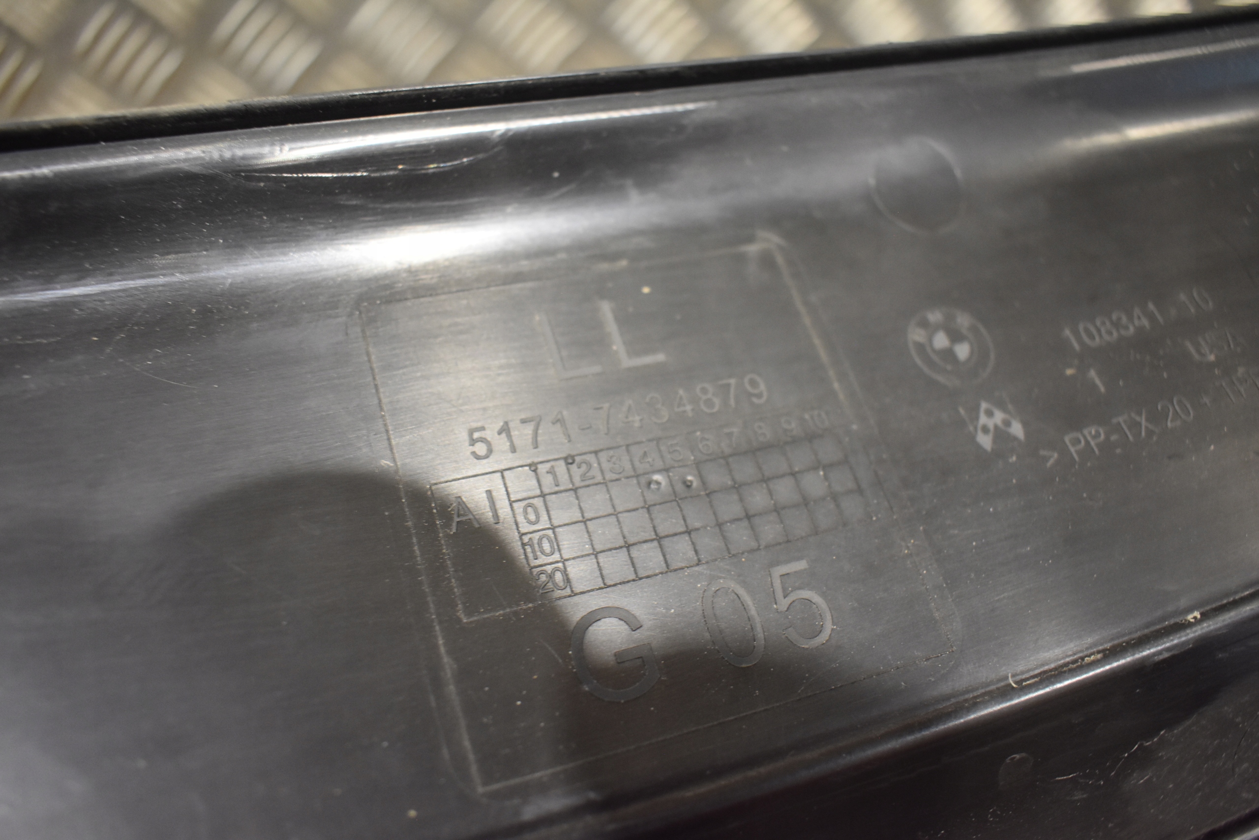 IDEALNE torpedo BMW G05 G06 G07 1
