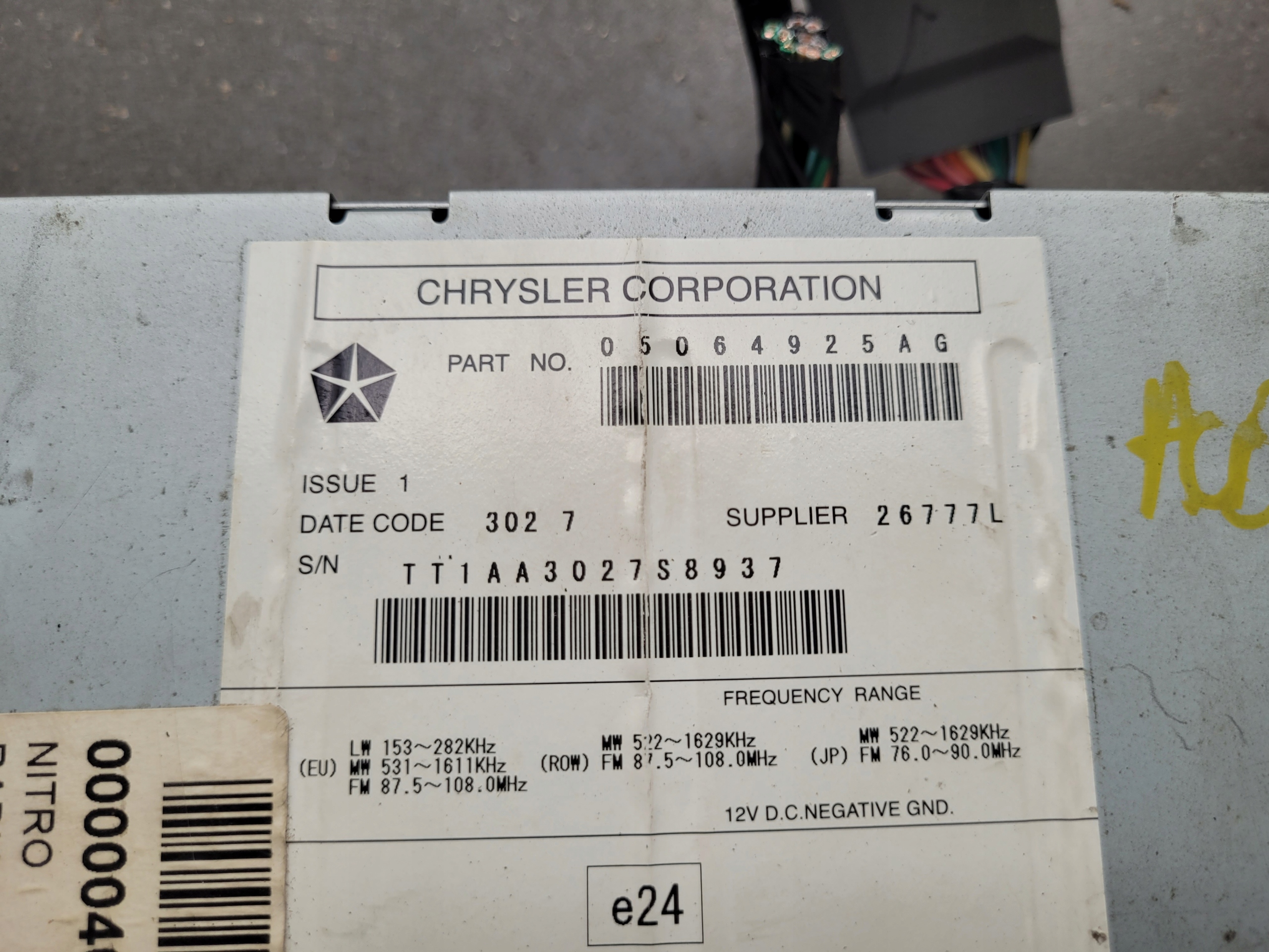 RADIO CD DVD MP3 05064915AG DODGE NITRO