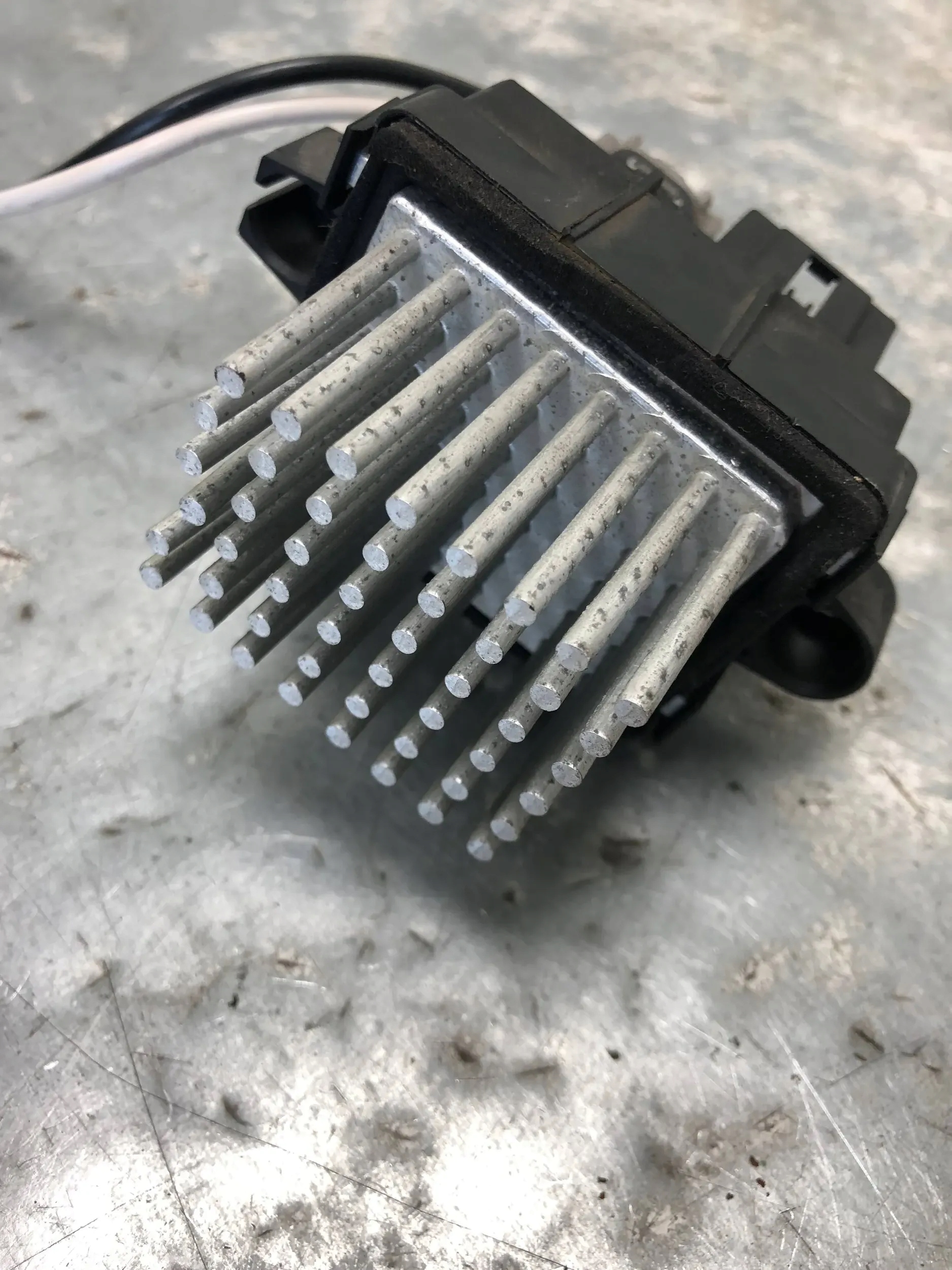 heating resistor, rheostat, regulator OPEL ASTRA J U7253002 13503201