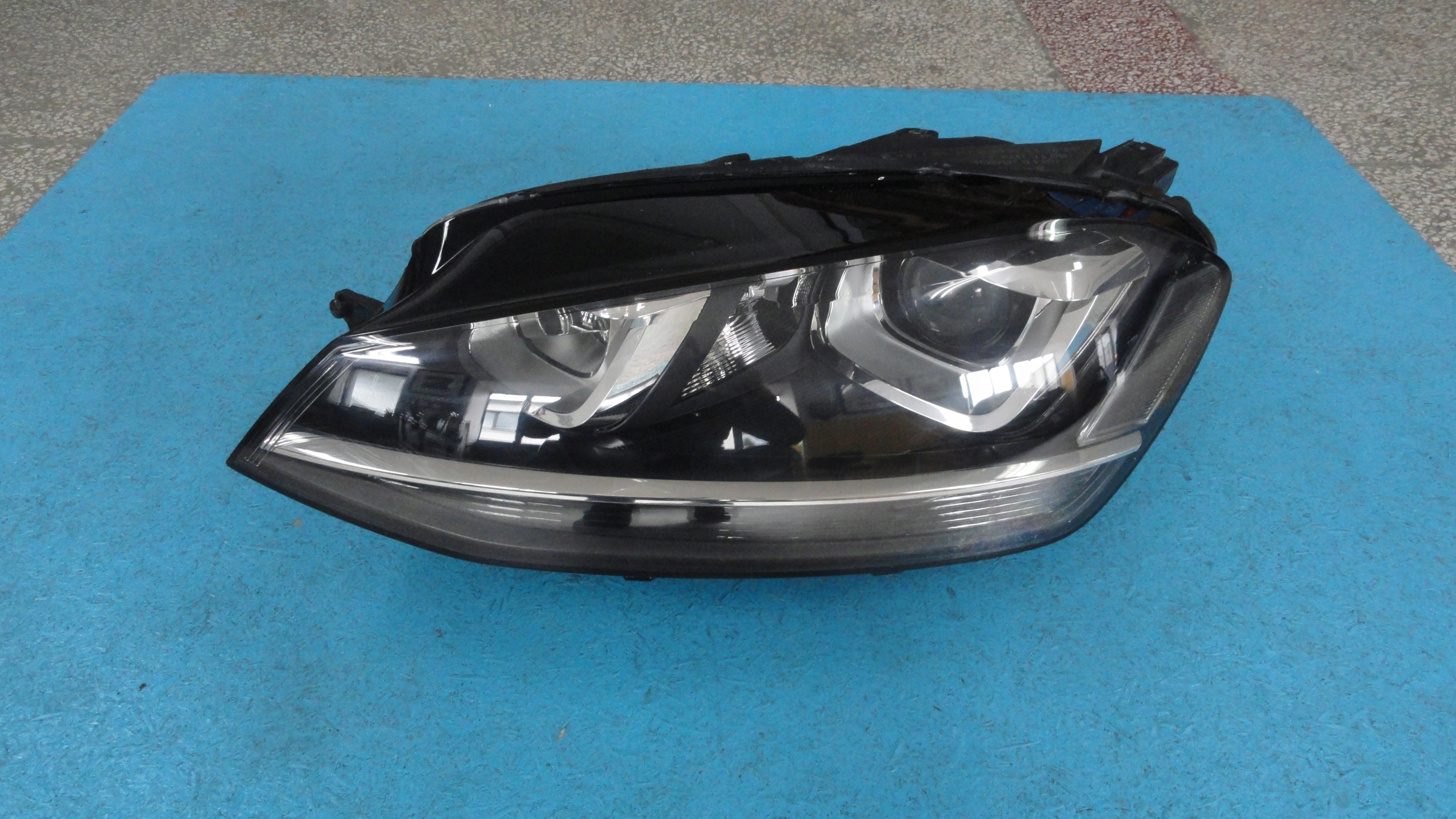 фара vw GOLF VII 12- 5G1941039 левая