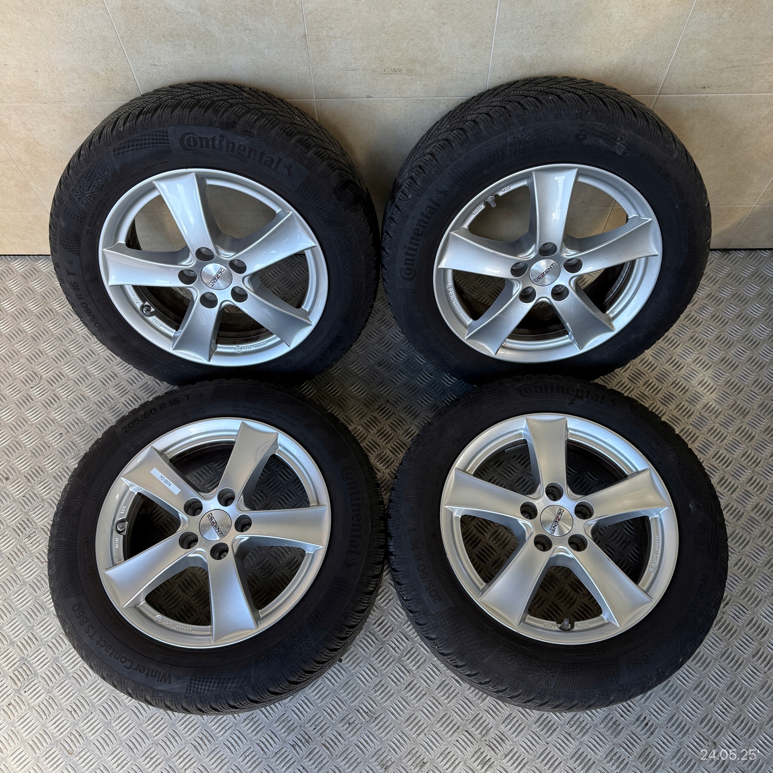 discs DEZENT wheels tyres CONTINENTAL 205/60/16" 5MM winter M+S
