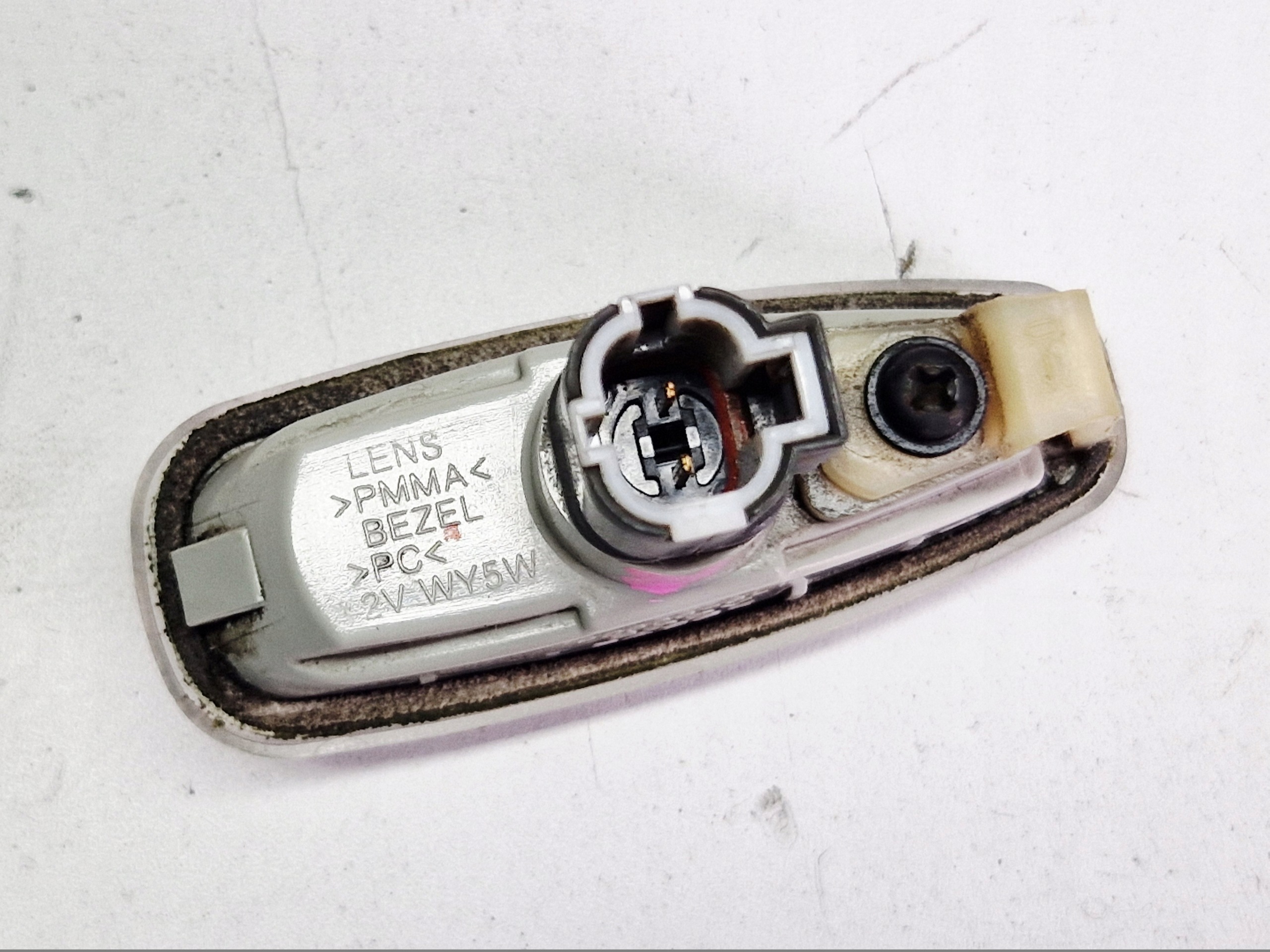 HYUNDAI I30 blinker indicator right 92303-3L1