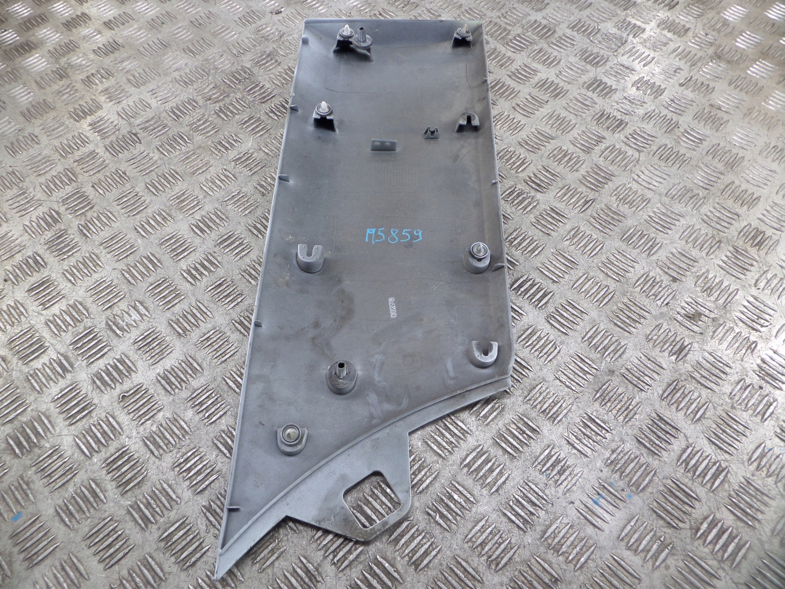 moulding side left FORD TRANSIT MK8 BK31-V29397 BIALA