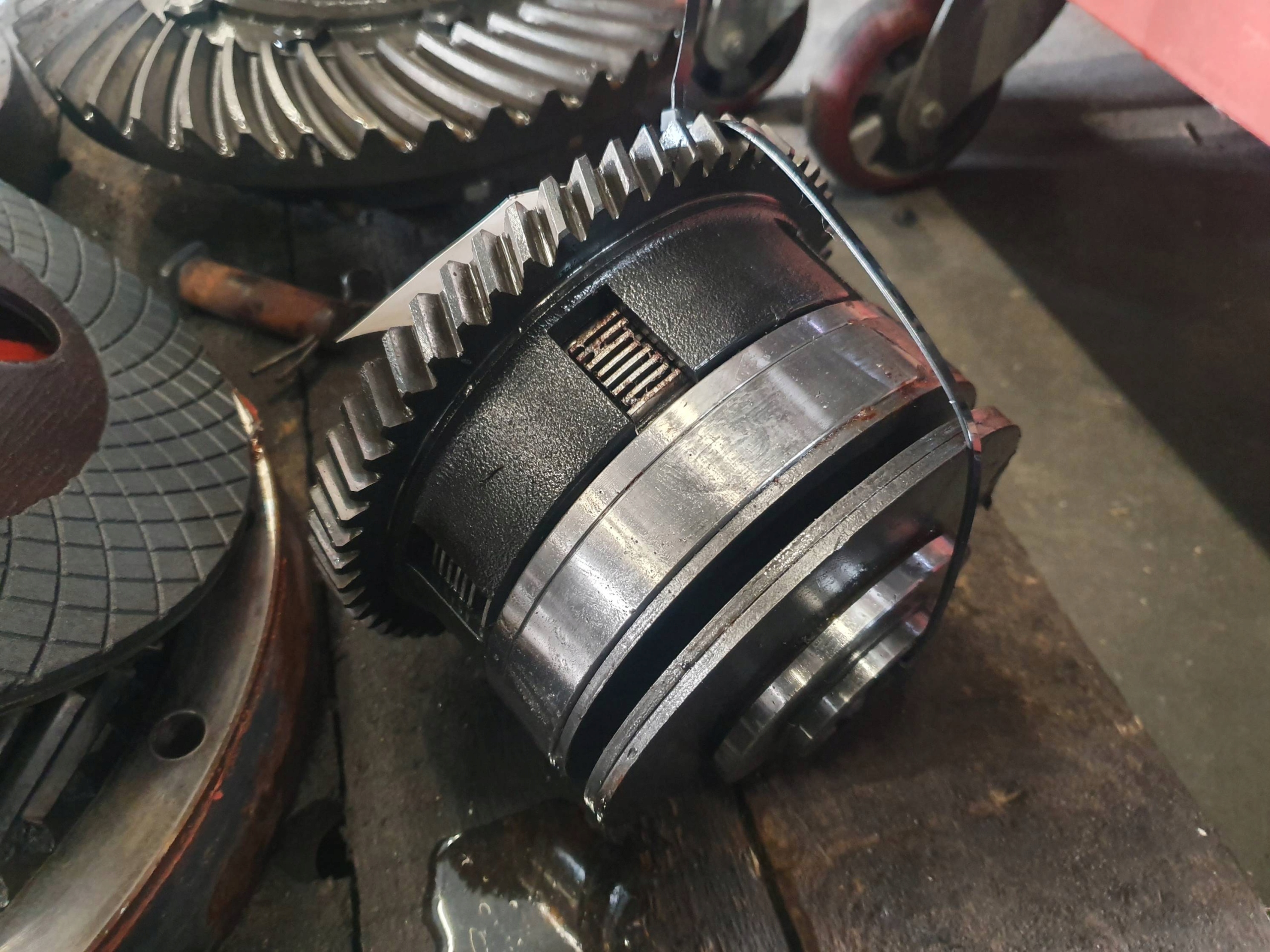 wheel ZEBATE TRAKTOR clutch NEW HOLLAND 8360