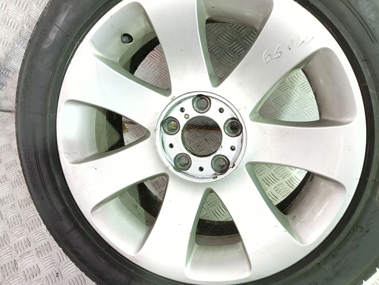 KOŁO ZAPASOWE BMW E65 LIFT (2005-2008) 245/50/18 8J PIRELLI 6767828 Numer katalogowy oryginału 6767828