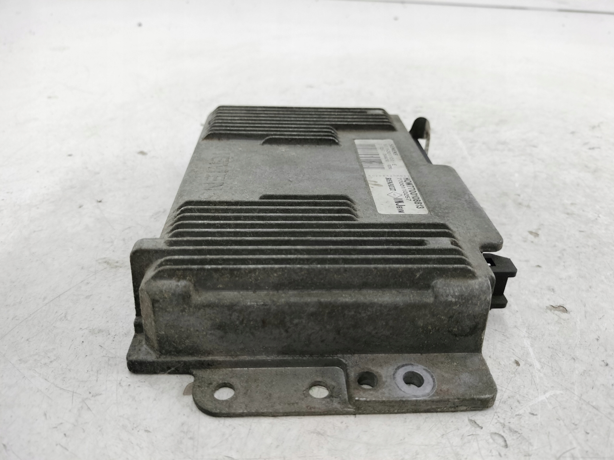 control unit of the engine KANGOO 1.4 S115301101E
