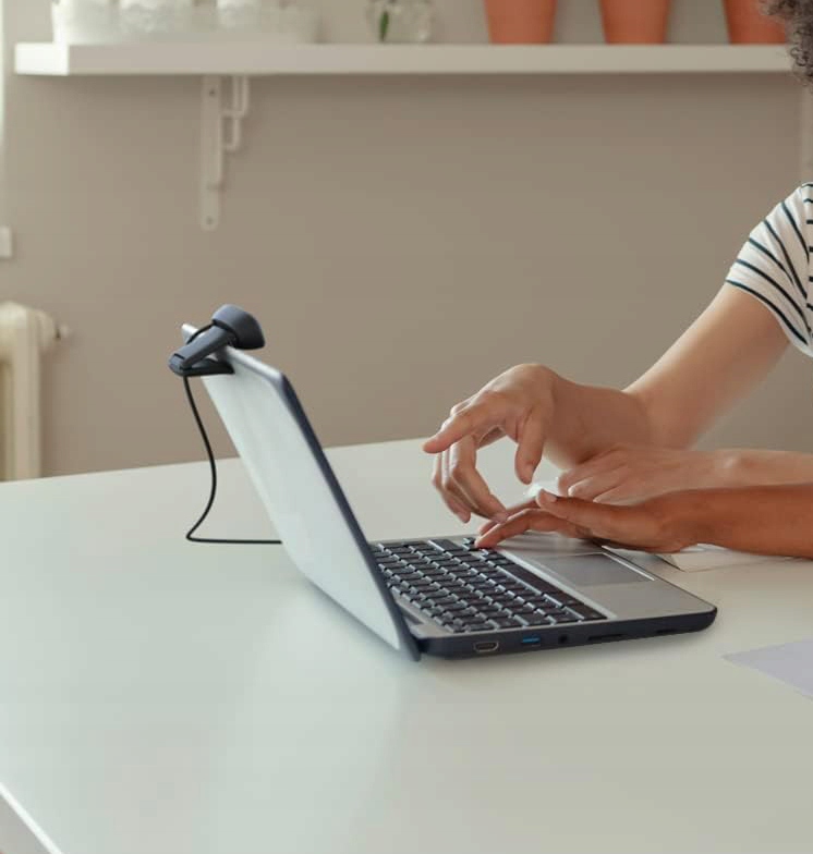 KAMERA INTERNETOWA Z ZACZEPEM LOGITECH C270 HD KAMERKA 3MPx 720P /30 kl./s EAN (GTIN) 097855070753