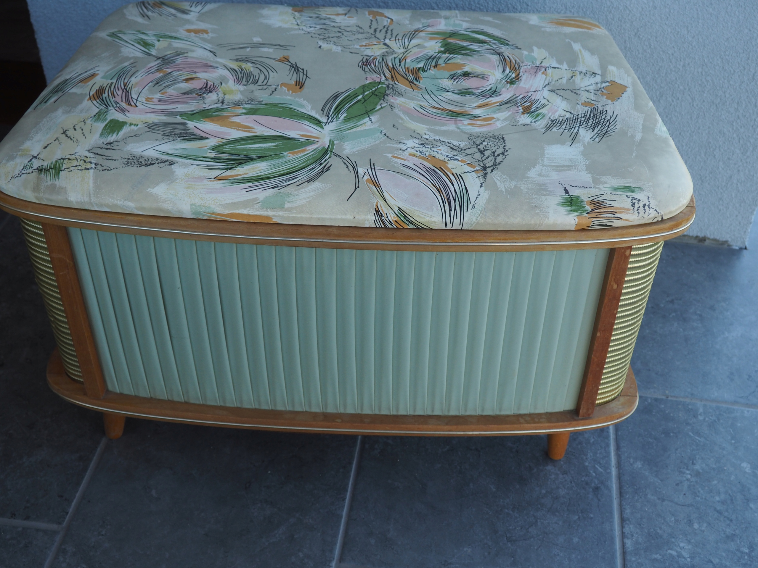 Сундук декоративный 60 лет эти