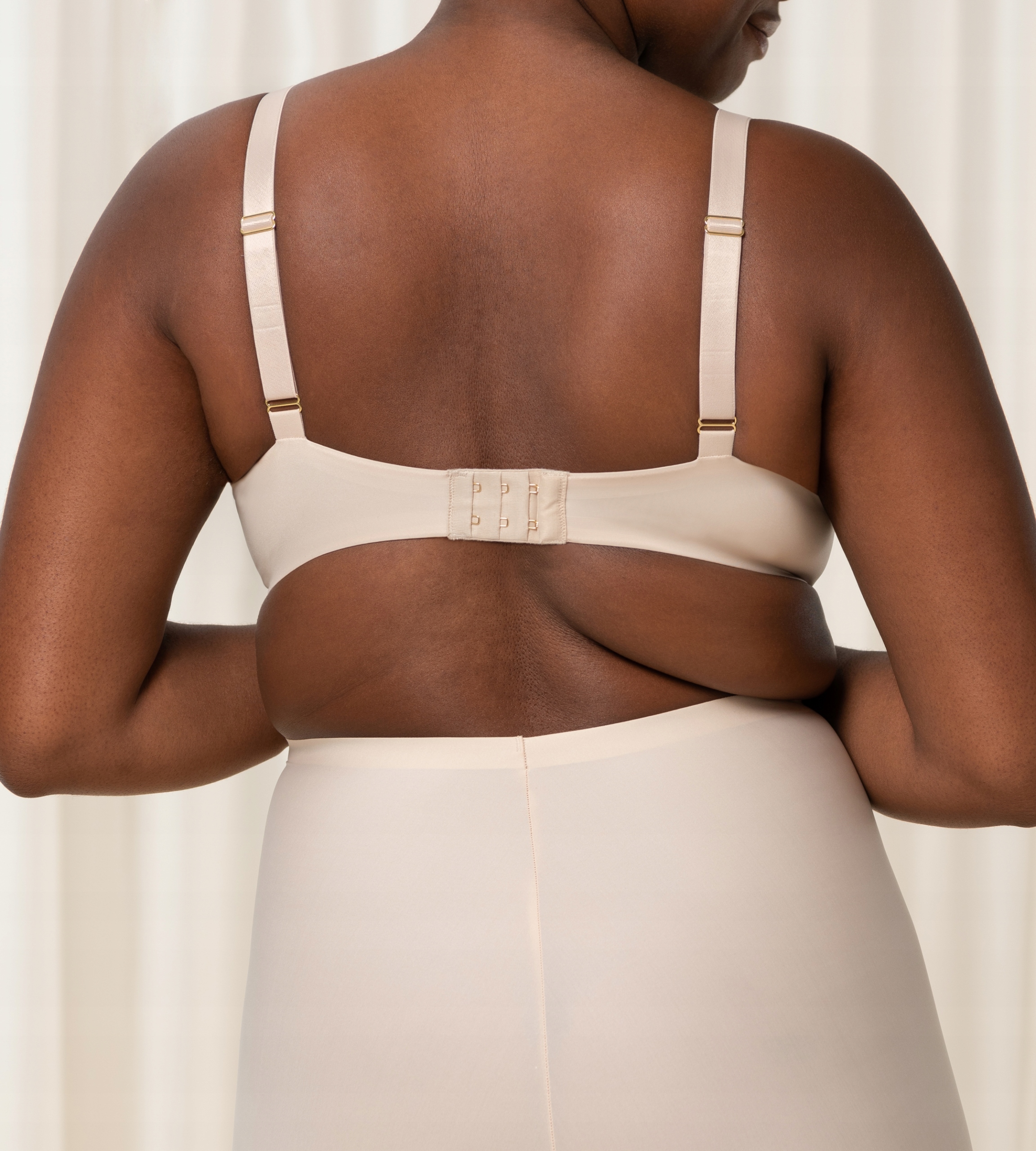 Triumph Body Make-Up Essentials WP NZ 80D Kolekcja bazowa