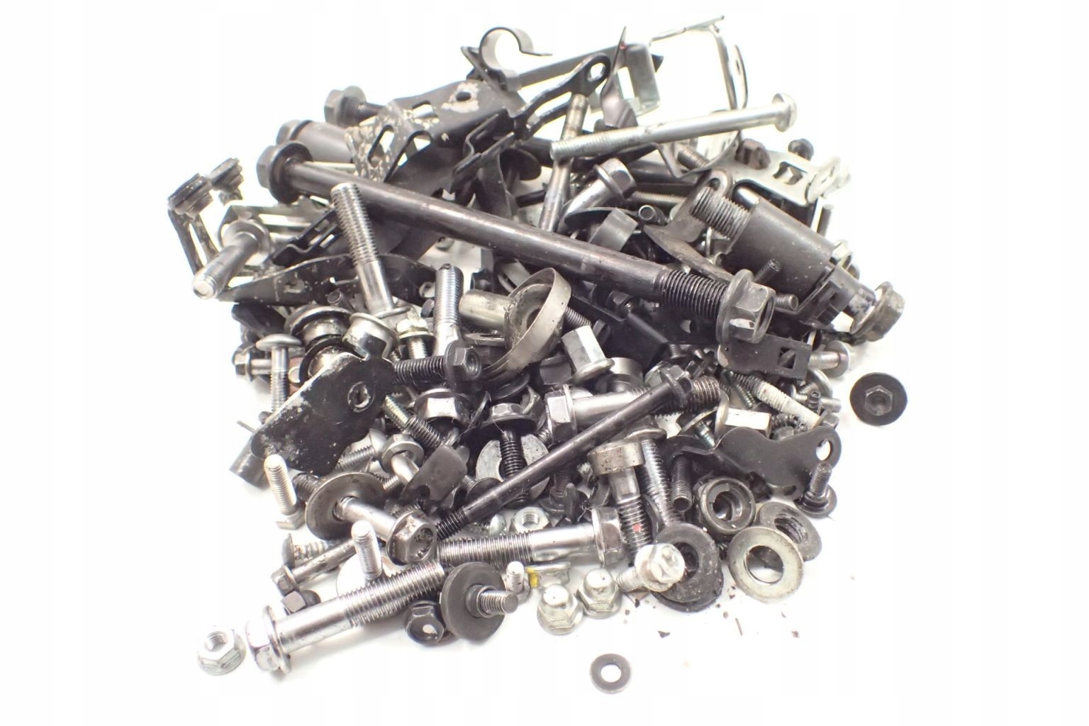 141245-1111 - Honda CB 1000 R SC80 18-болт с разборки