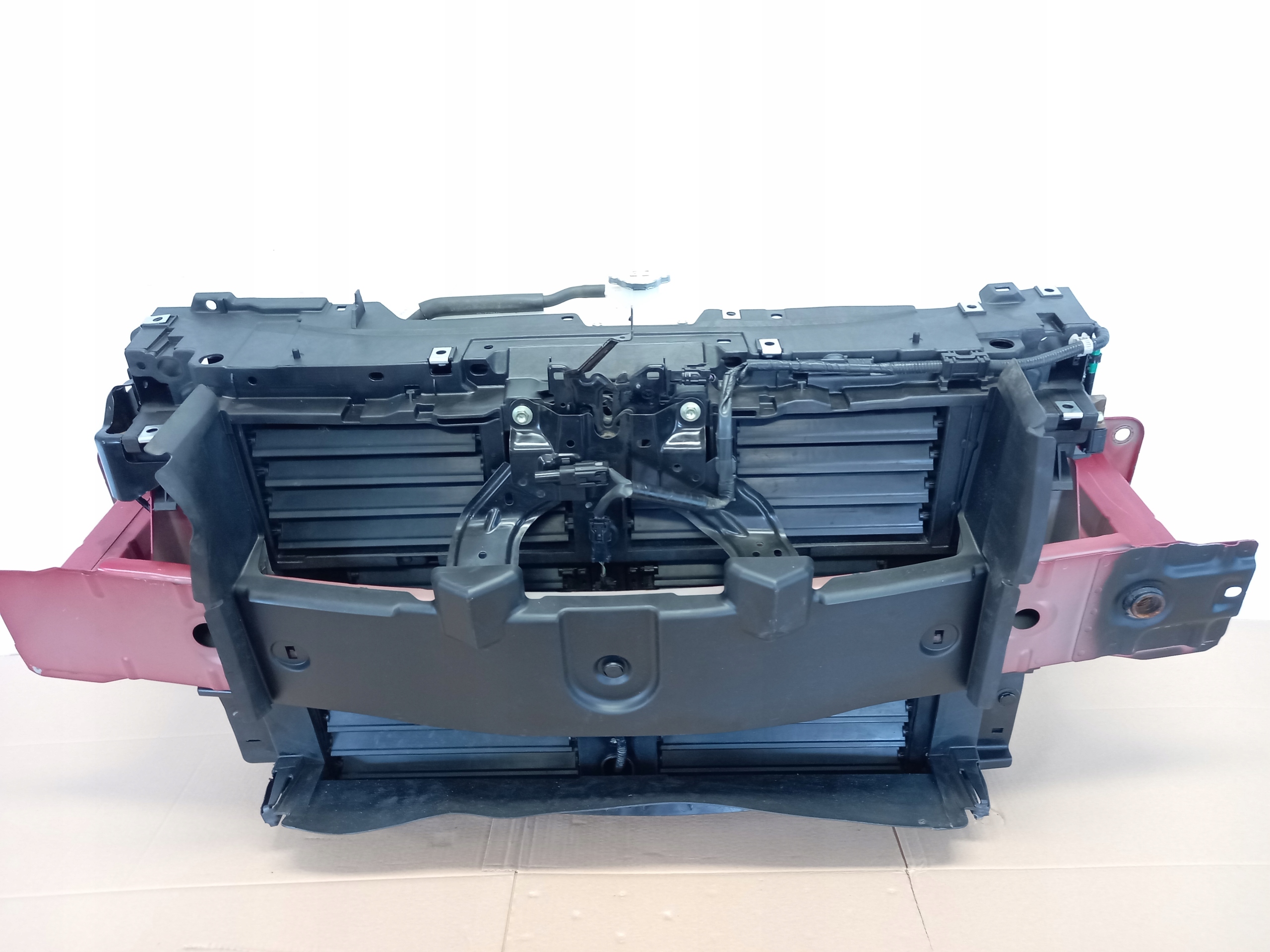 PAS PRZEDNI BELKA KOMPLET CHŁODNIC MAZDA CX-30 2.0i HYBRID 978FFVDV798 Jakość części (zgodnie z GVO) O - oryginał z logo producenta pojazdu (OE)